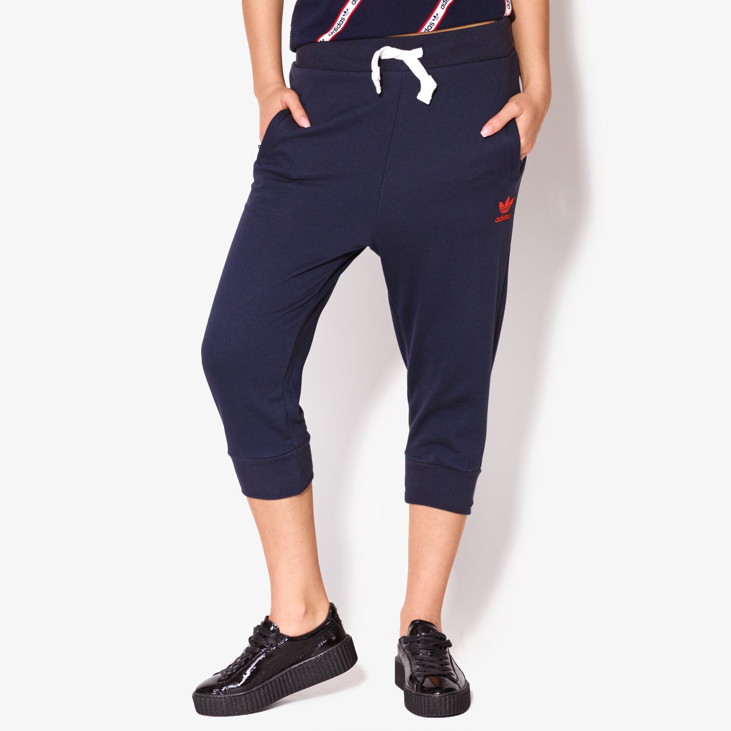 Femei pantaloni ADIDAS PANTALONI  3/4 TRACKPANT BK5828 Bleumarin