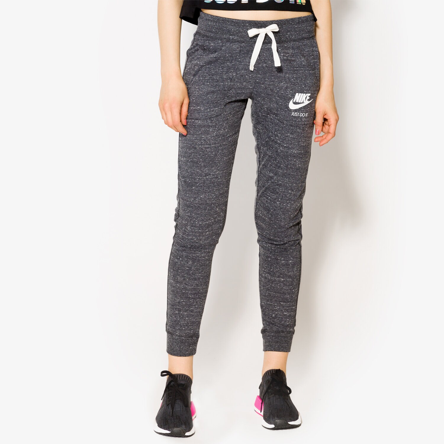 Femei pantaloni NIKE PANTALONI  W NSW GYM VNTG PANT 883731060 Gri