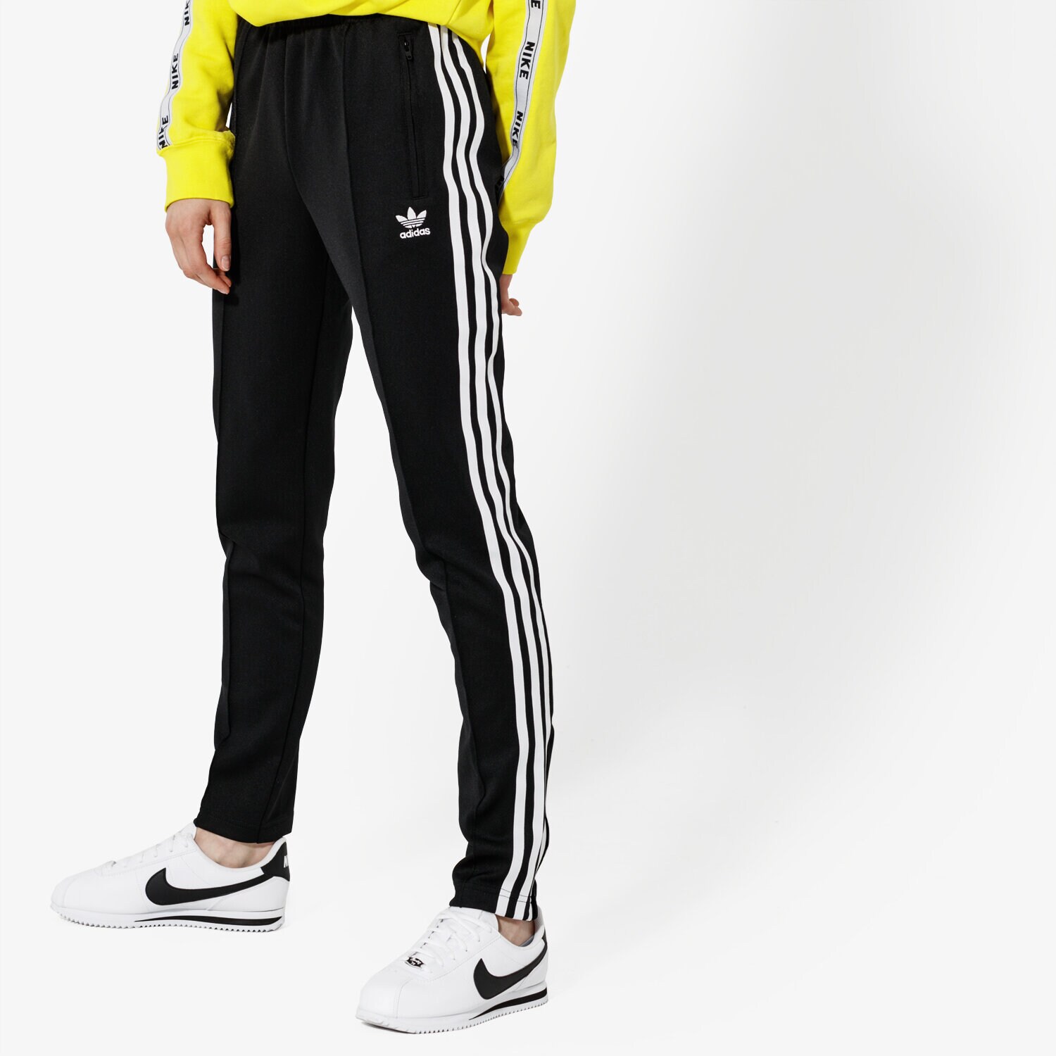 Femei pantaloni ADIDAS PANTALONI  SST TP CE2400 Negru