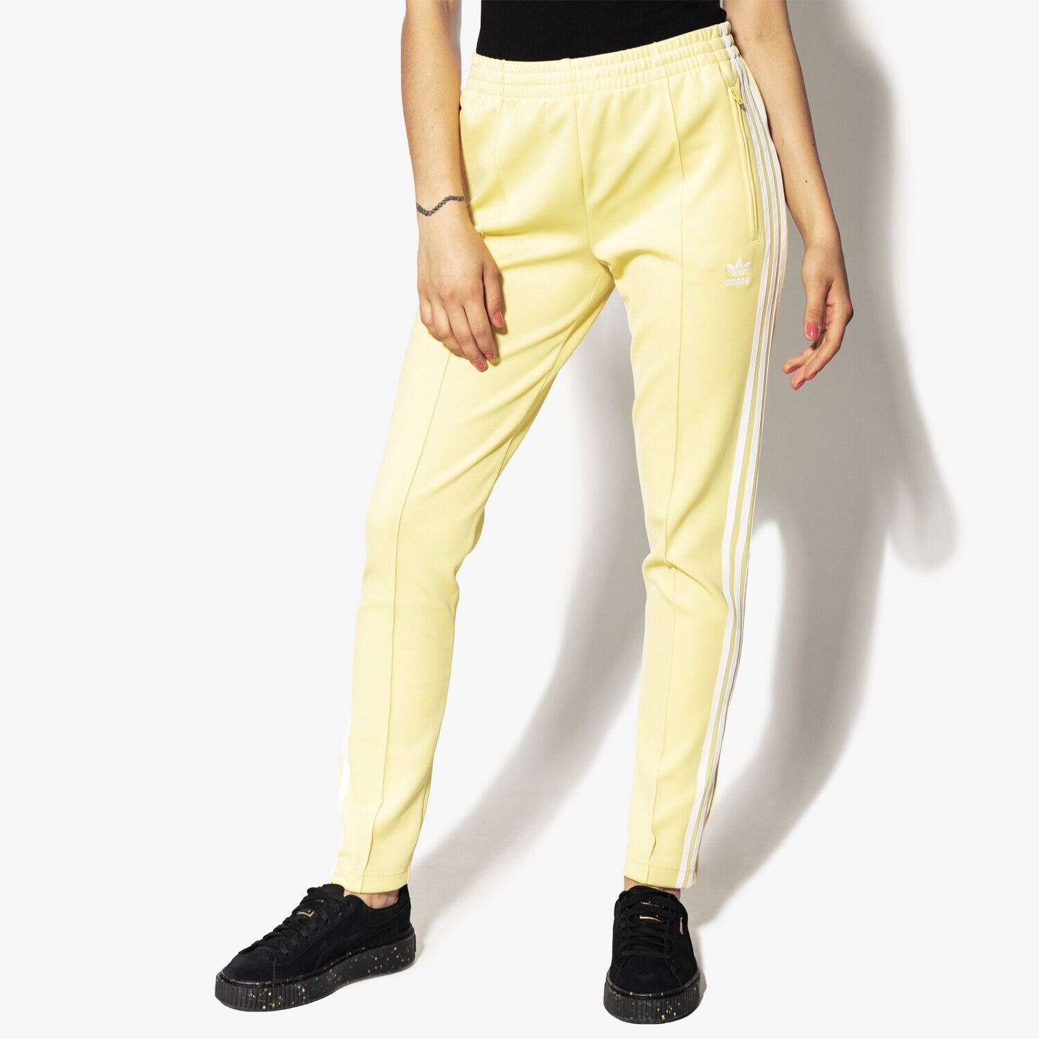Femei pantaloni ADIDAS PANTALONI  SST TP CE2405 Galben