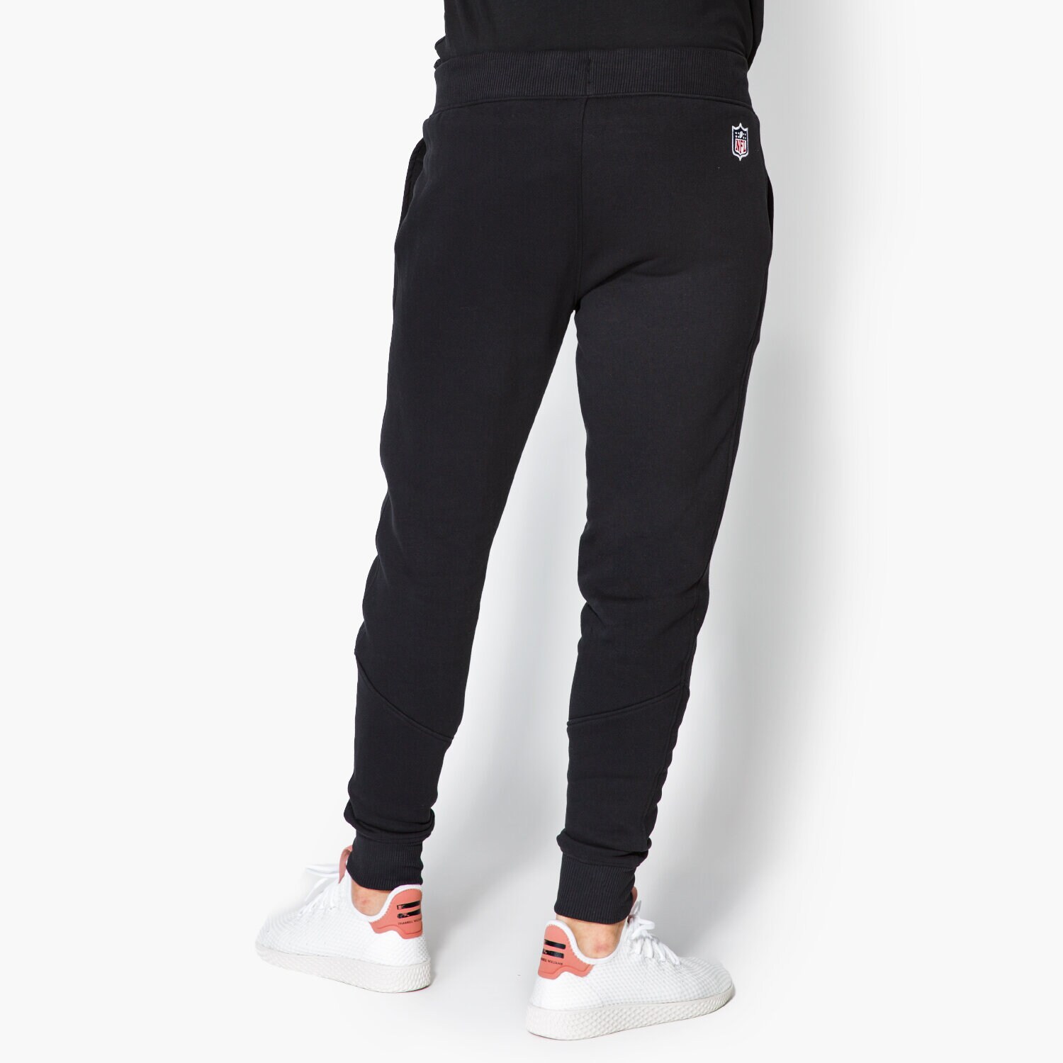 Bărbați pantaloni NEW ERA PANTALONI  TEAM OAK RAIDERS BLK 11459455 Negru