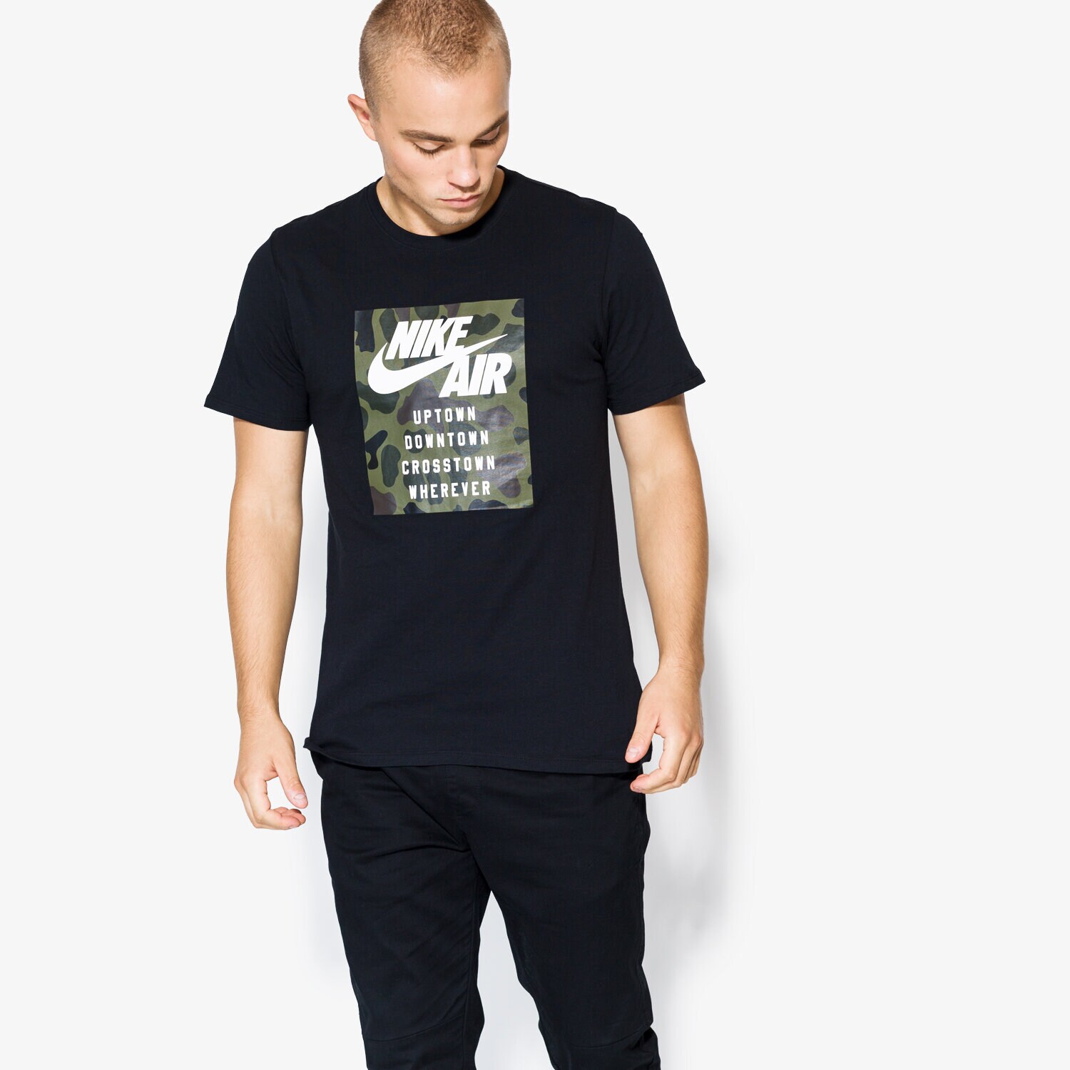 Bărbați tricou NIKE TRICOU SS M NSW TEE NK AF1 WHEREEVER AH6957-010 Negru