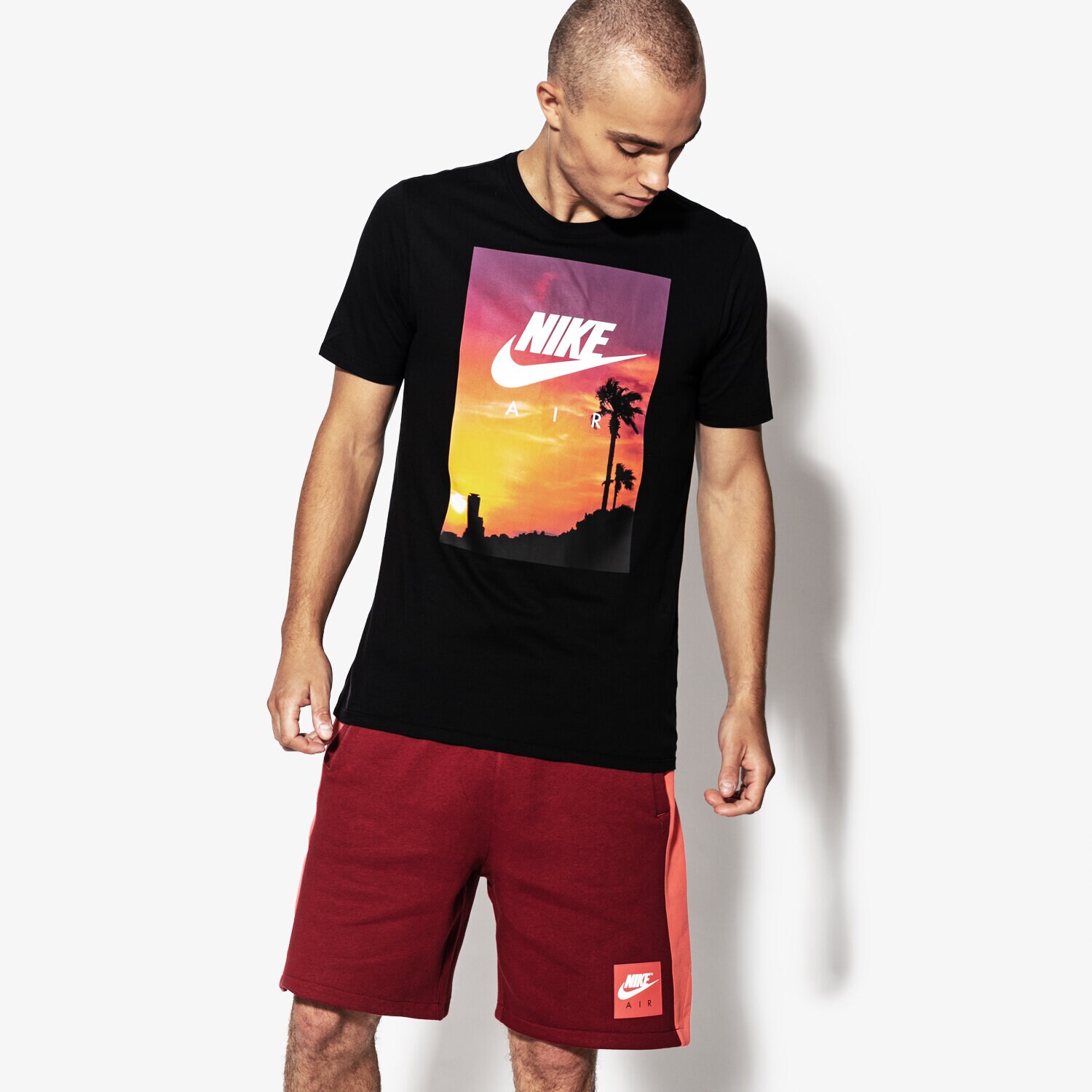 Bărbați tricou NIKE TRICOU SS M NSW TEE FTWR 4 911952-010 Negru