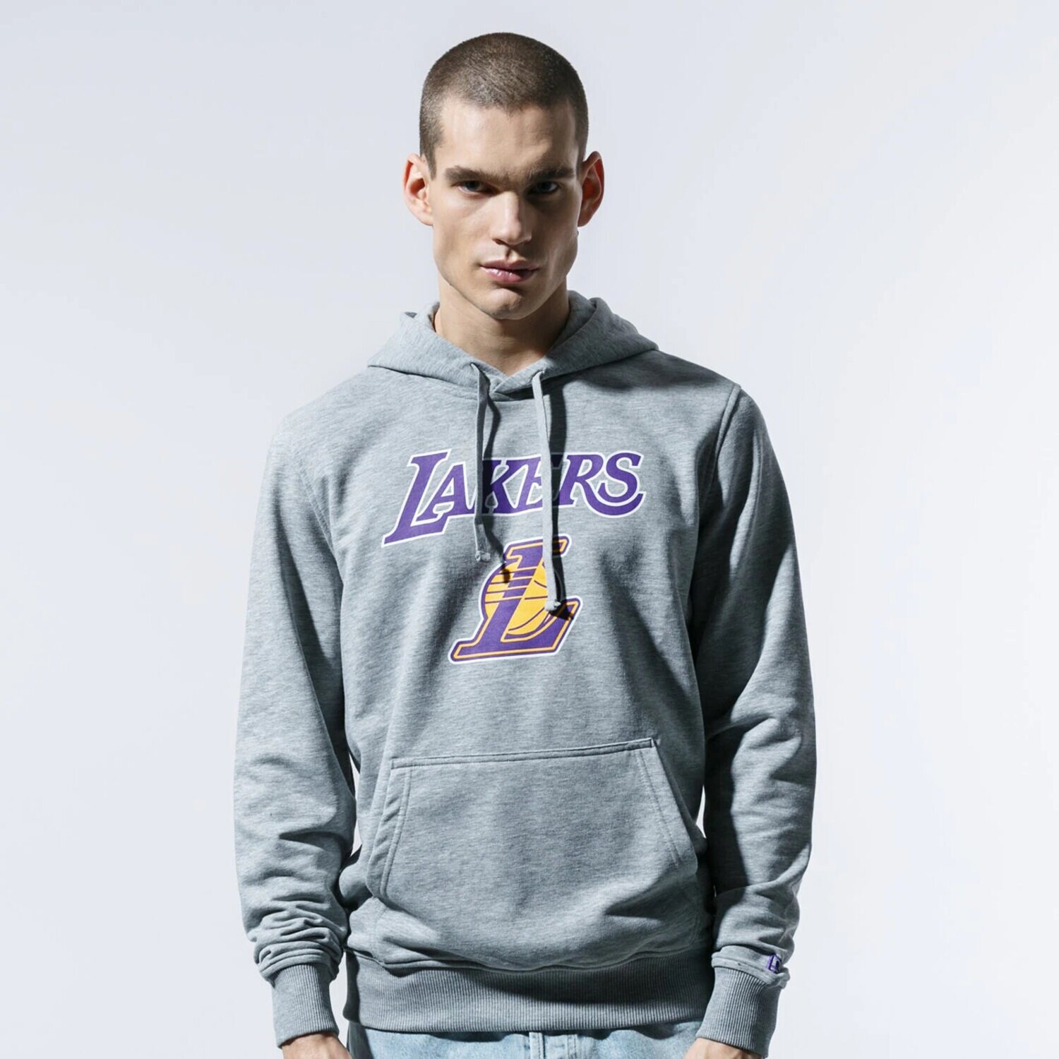Bărbați bluză NEW ERA BLUZĂ NBA TOP 6 LA LAKERS LOS ANGELES LAKERS LGH 11530758 Gri