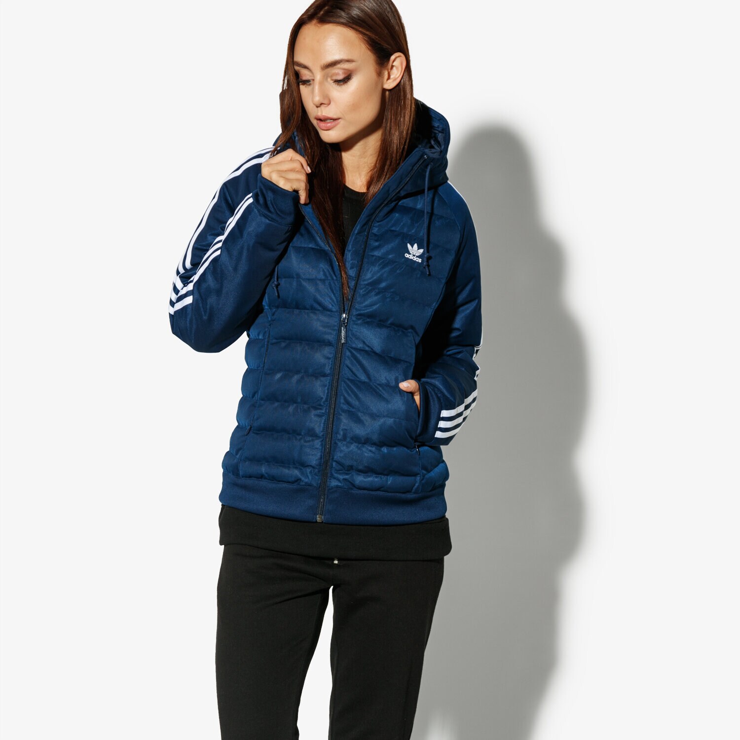 Femei geacă de iarnă ADIDAS JACHETĂ SLIM JACKET WINTER DH4584 Bleumarin