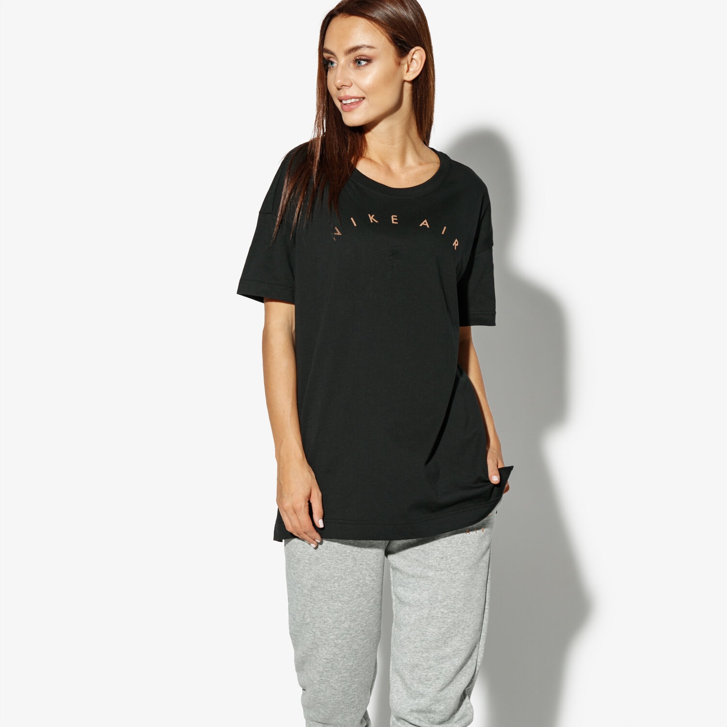 Femei tricou NIKE TRICOU SS W NSW TOP SS BASIC AIR AQ9967-010 Negru