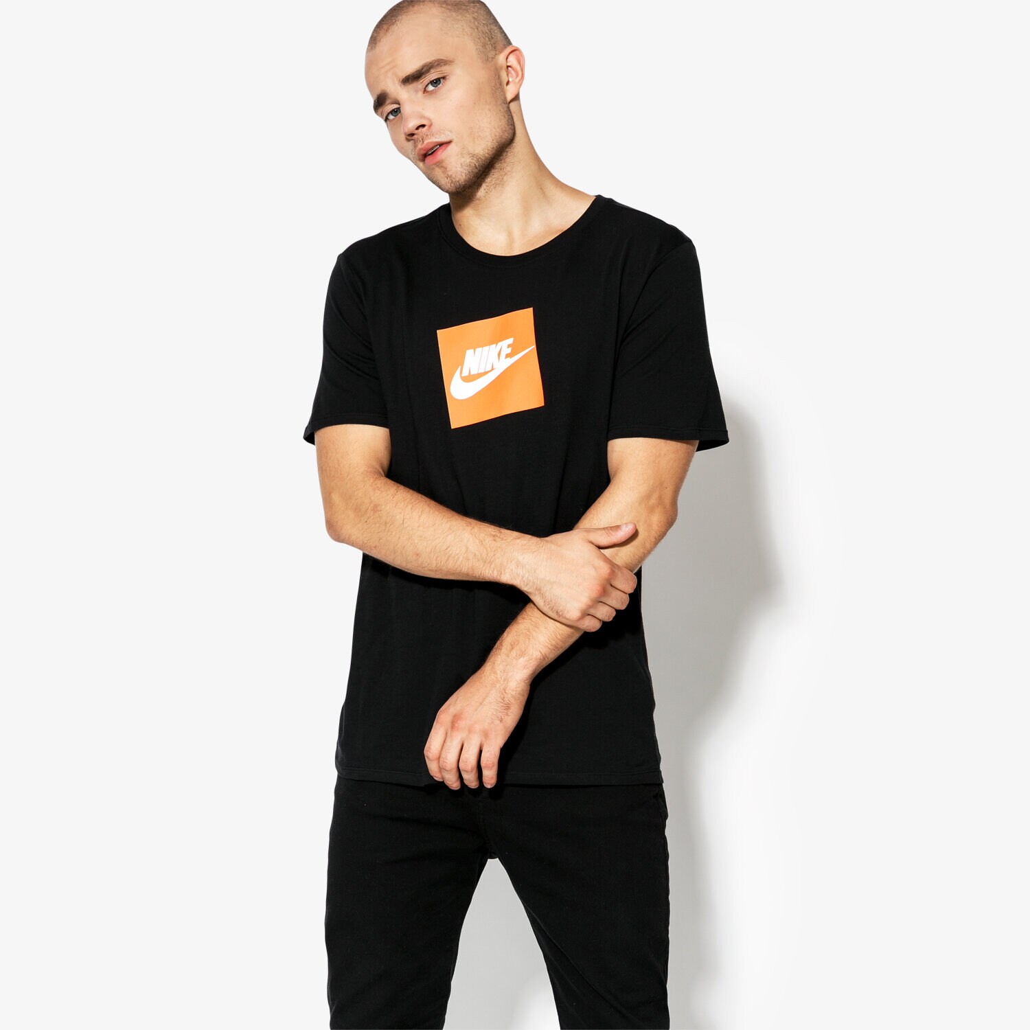 Bărbați tricou NIKE TRICOU SS M NSW TEE SS FUTURA BOX AR1161-010 Negru