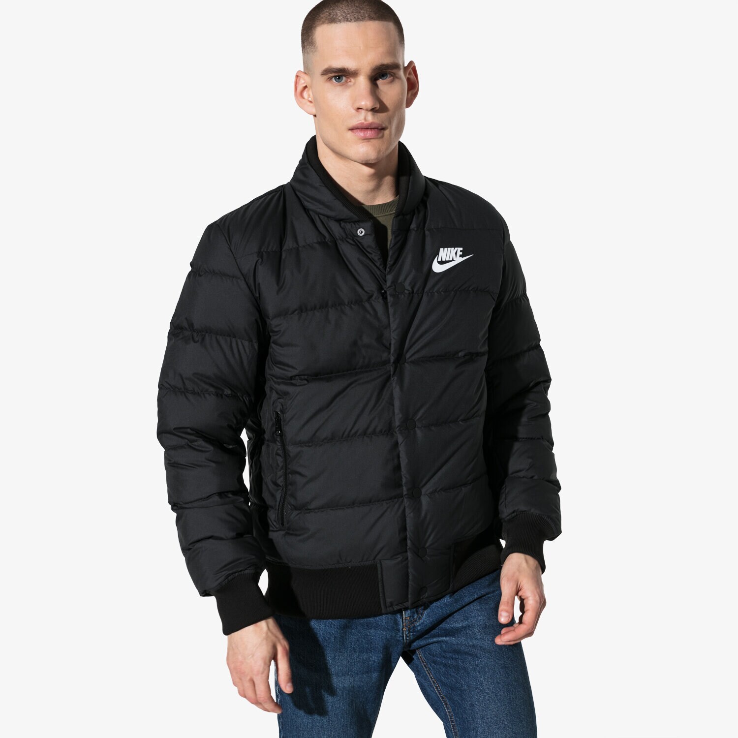 Bărbați eacă de iarnă NIKE JACHETĂ M NSW DWN FILL BOMBR 928819-010 Negru
