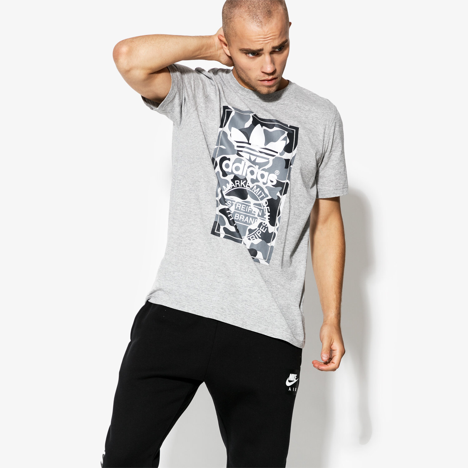 Bărbați tricou ADIDAS TRICOU CAMO LABEL TEE GRAPHICS DH4770 Gri