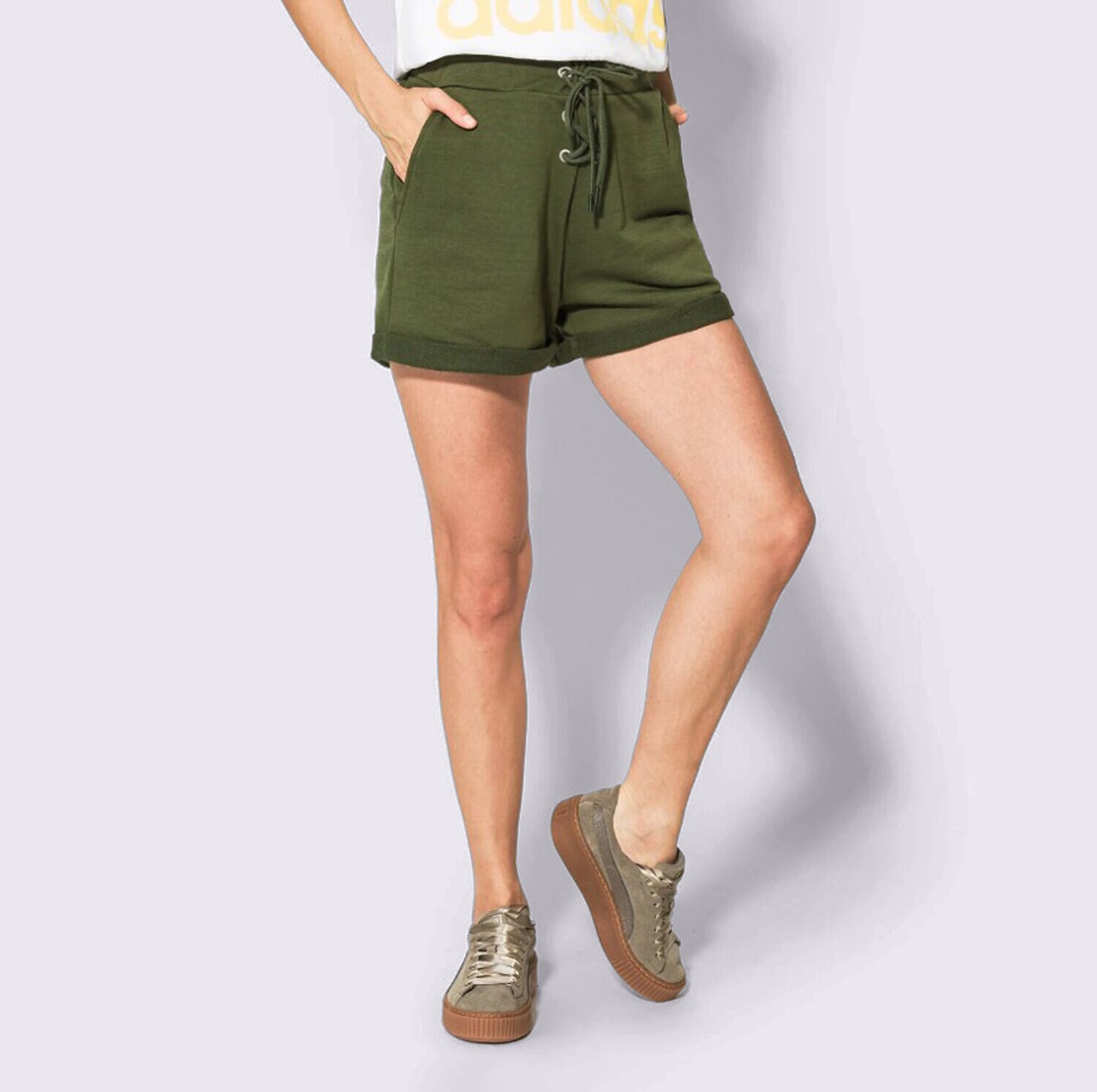 Femei pantaloni scurți CONFRONT PANTALONI SCURȚI NUT CF18SZD02002 Verde