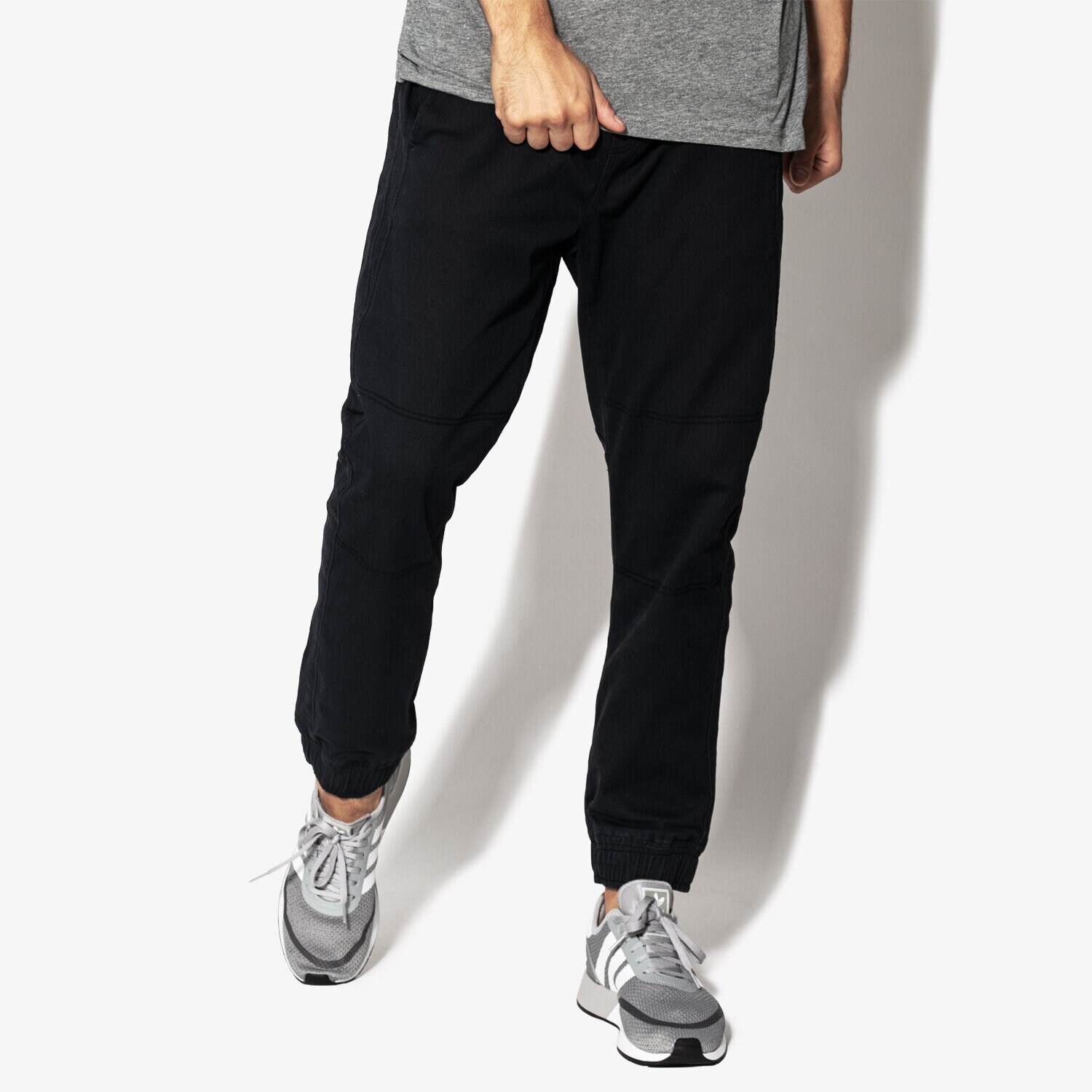 Bărbați pantaloni CONFRONT PANTALONI  WALNUT CF18SPM23002 Gri