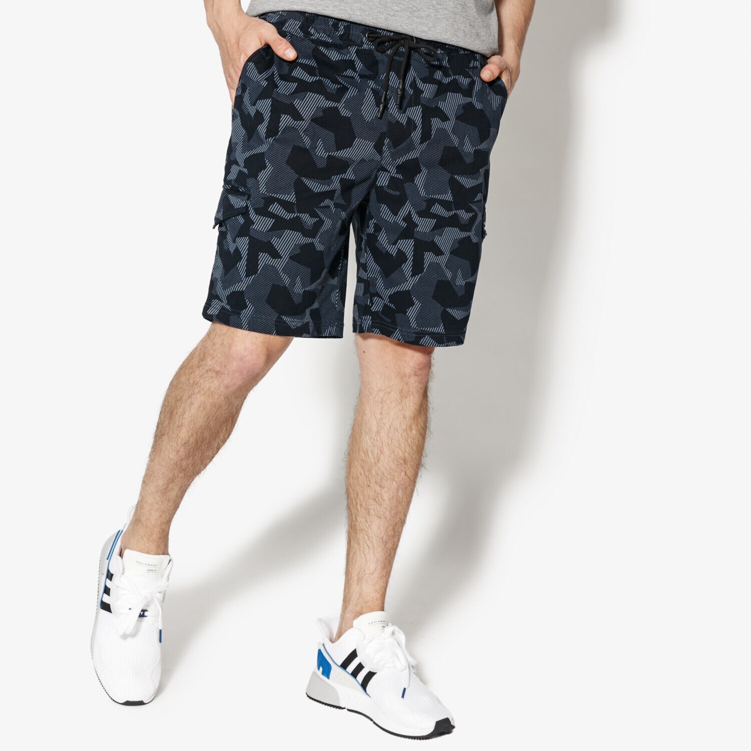 Femei pantaloni scurți CONFRONT PANTALONI SCURȚI MALT CF18SZM22003 Bleumarin