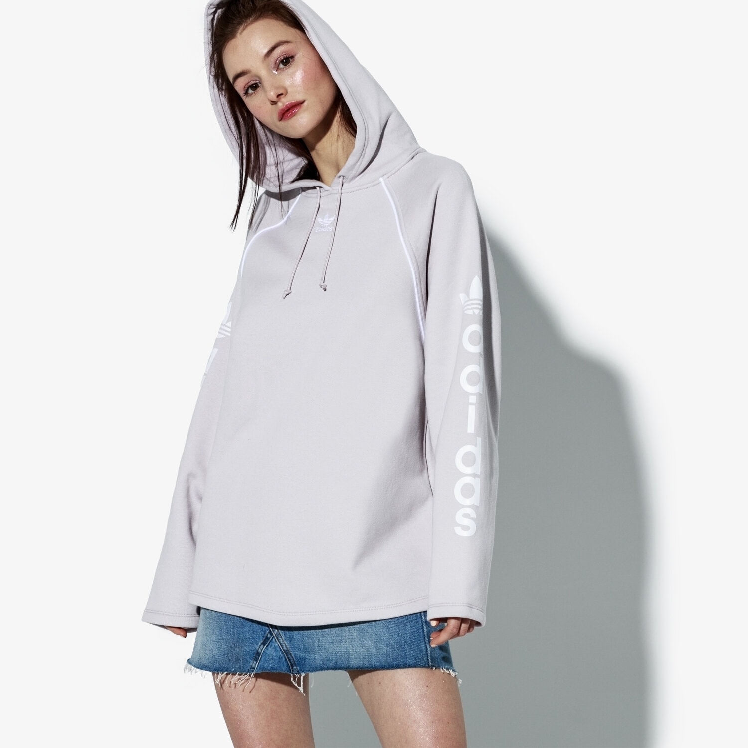 Femei bluză ADIDAS BLUZĂ HOODIE MONTHLY PACKS DH4709 Violet