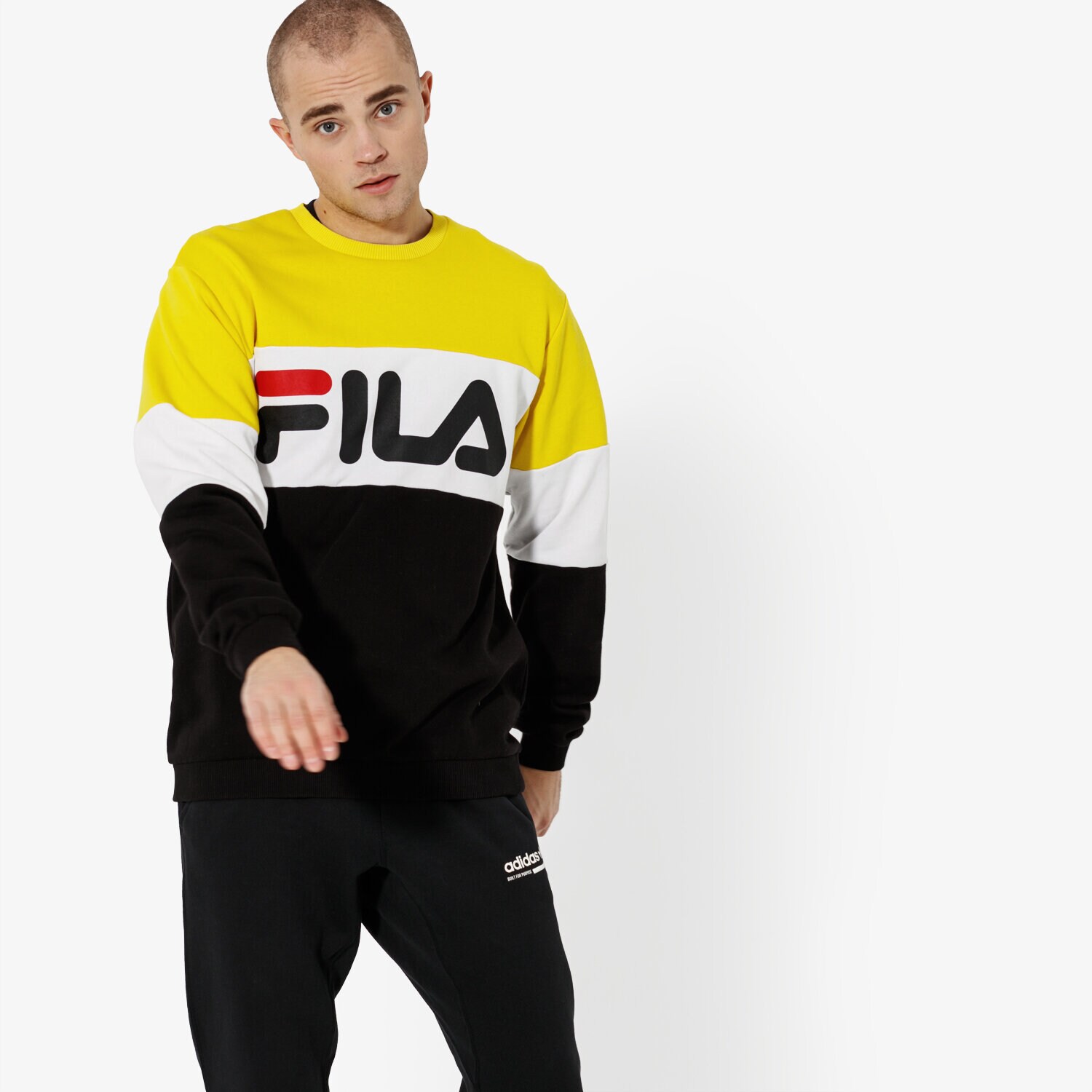 Bărbați bluză FILA BLUZĂ STRAIGHT BLOCKED CREW SWEAT 681255A063 Negru