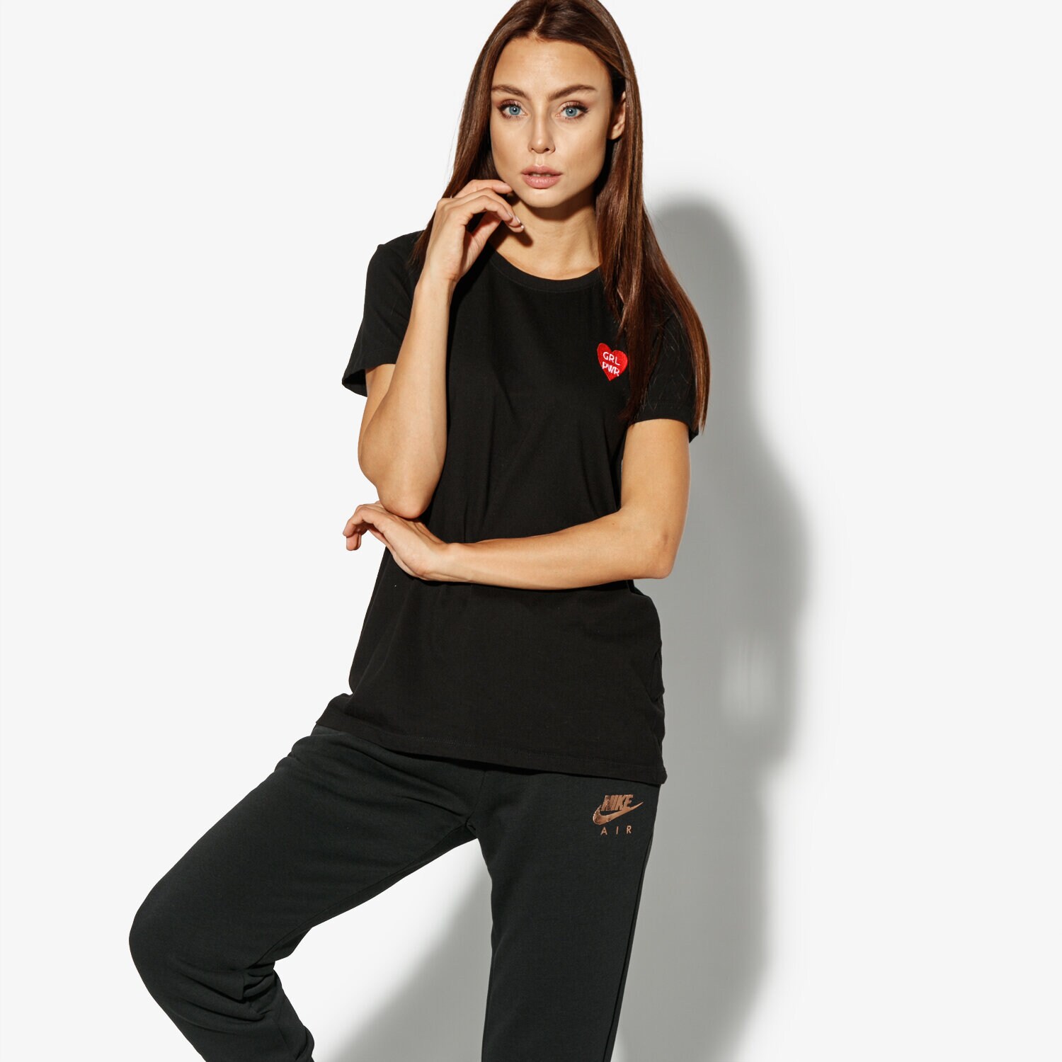 Femei tricou CONFRONT TRICOU SS HEART CF38TSD11002 Negru