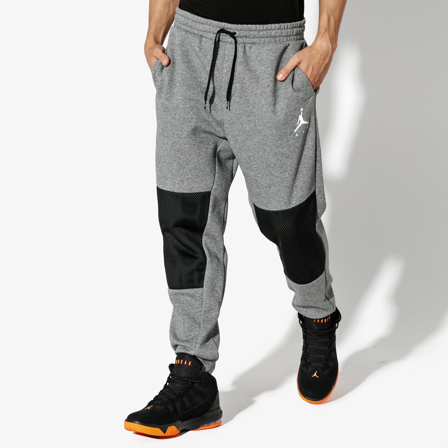 Bărbați pantaloni JORDAN PANTALONI  JORDAN JUMPMAN HYBRID FLEECE PAN AA1447-092 Gri
