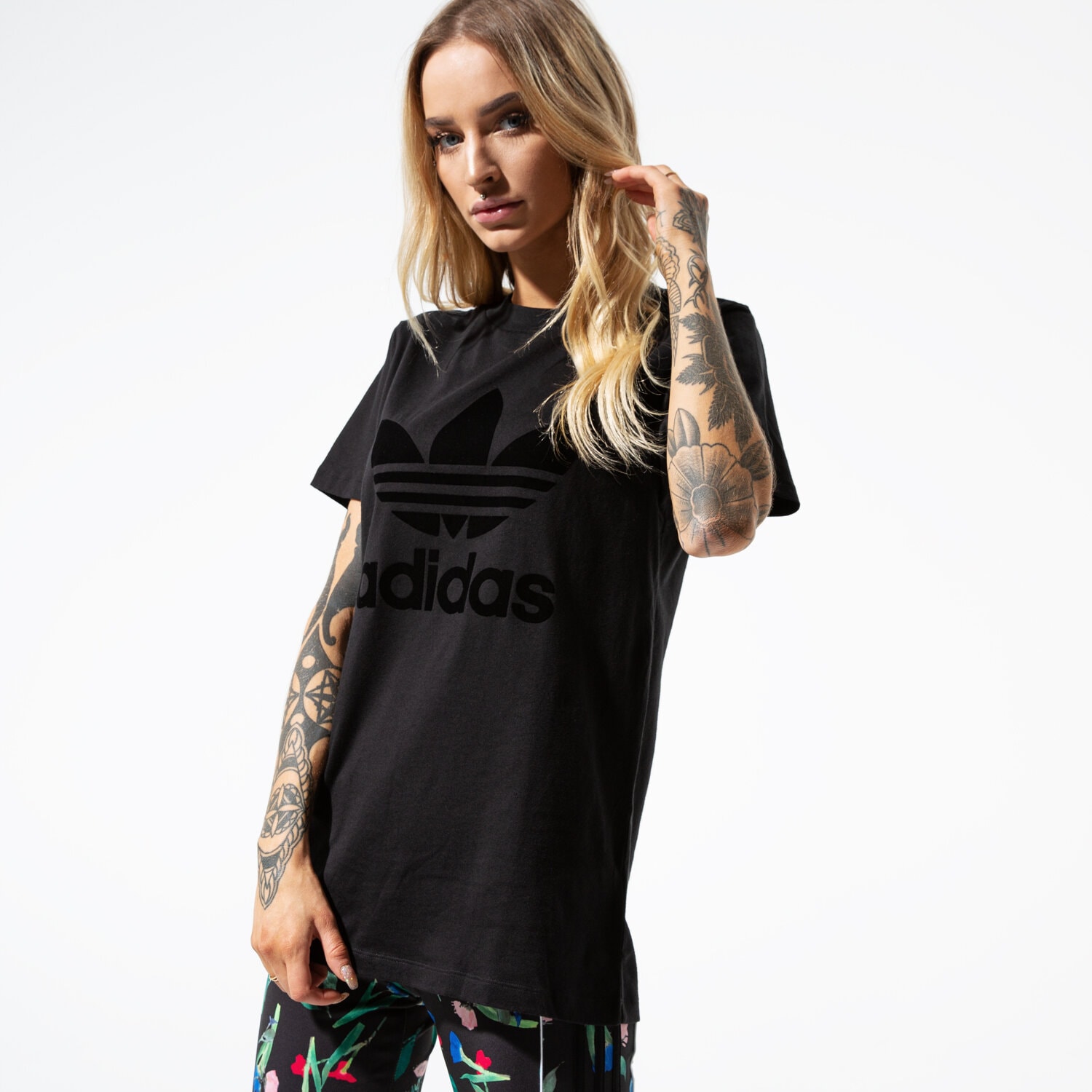 Femei tricou ADIDAS TRICOU SS TREFOIL TEE BOB DU9856 Negru