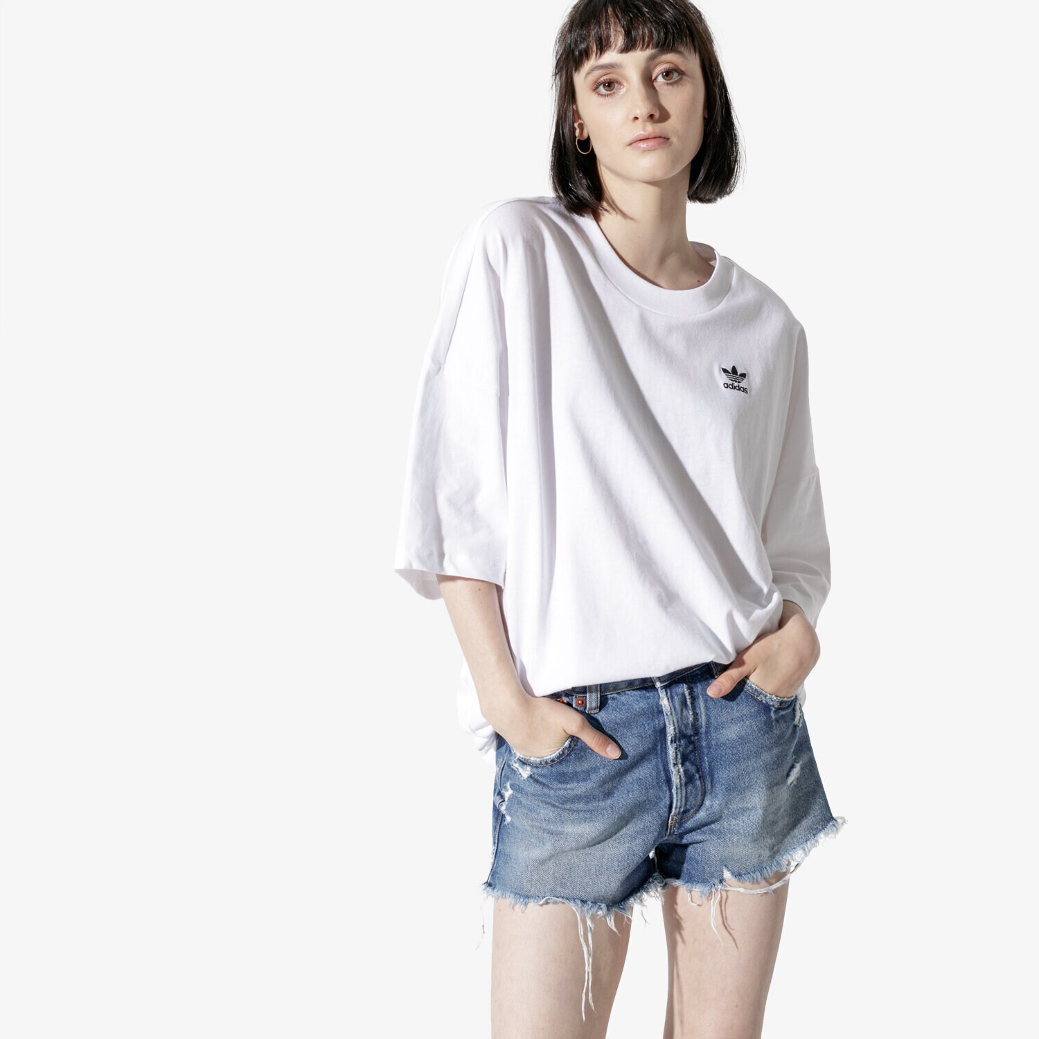 Femei tricou ADIDAS TRICOU SS RELAXED TEE WHT DW3891 Alb