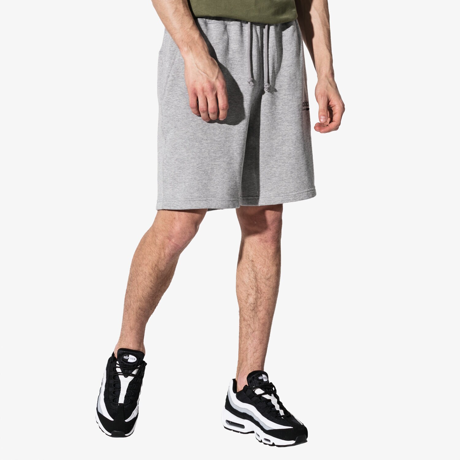 Femei pantaloni scurți ADIDAS PANTALONI SCURȚI SHORT KAVAL DV1934 Gri