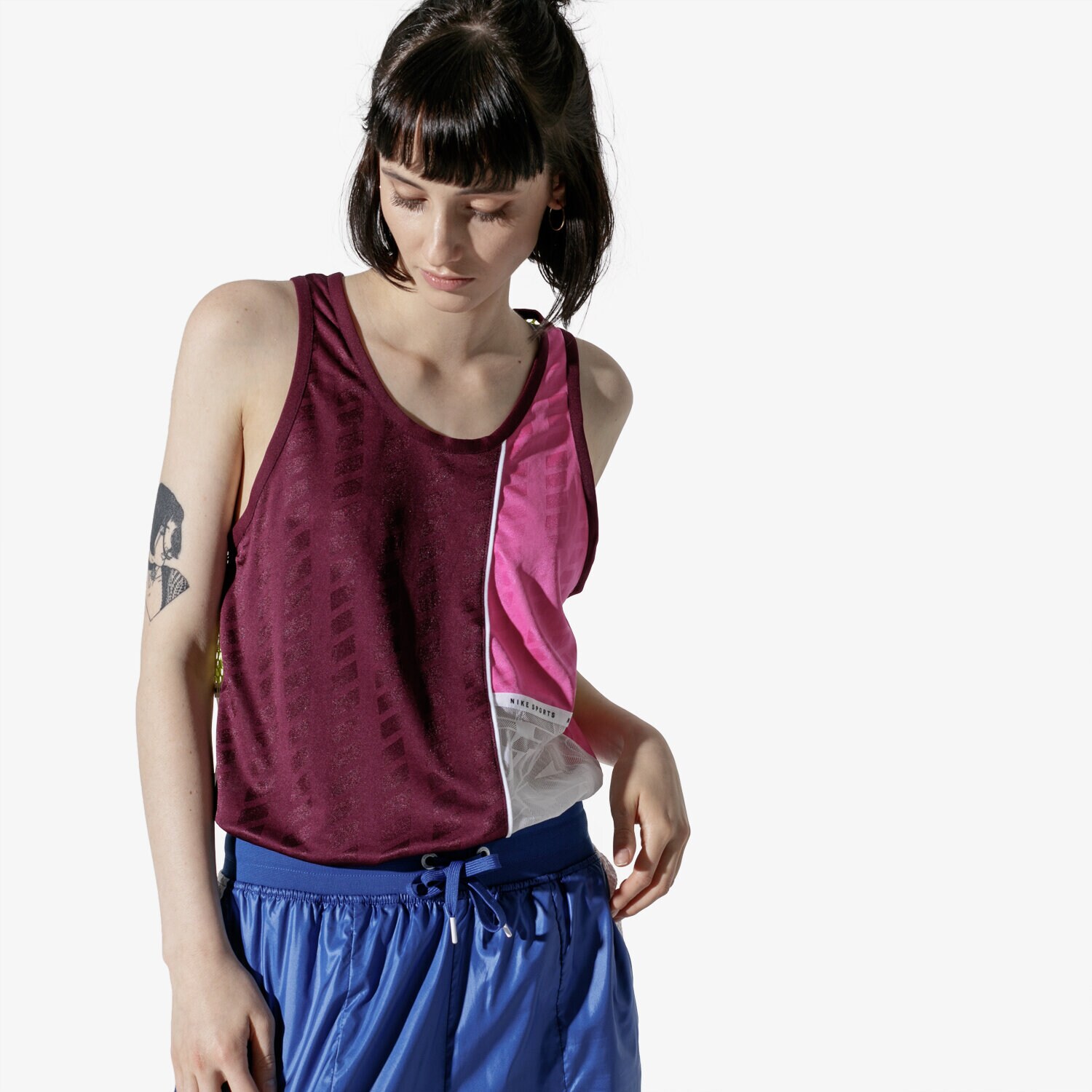Femei tricou NIKE MAIOU W NSW NSP MESH AR9858-609 Mulicolor