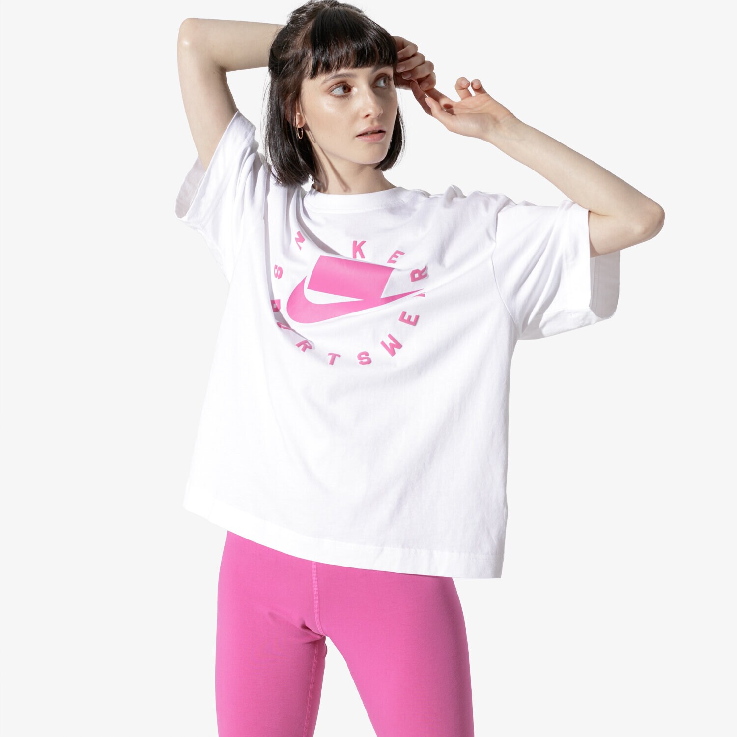 Femei tricou NIKE TRICOU SS W NSW NSP TOP SS AOP AT0564-100 Alb