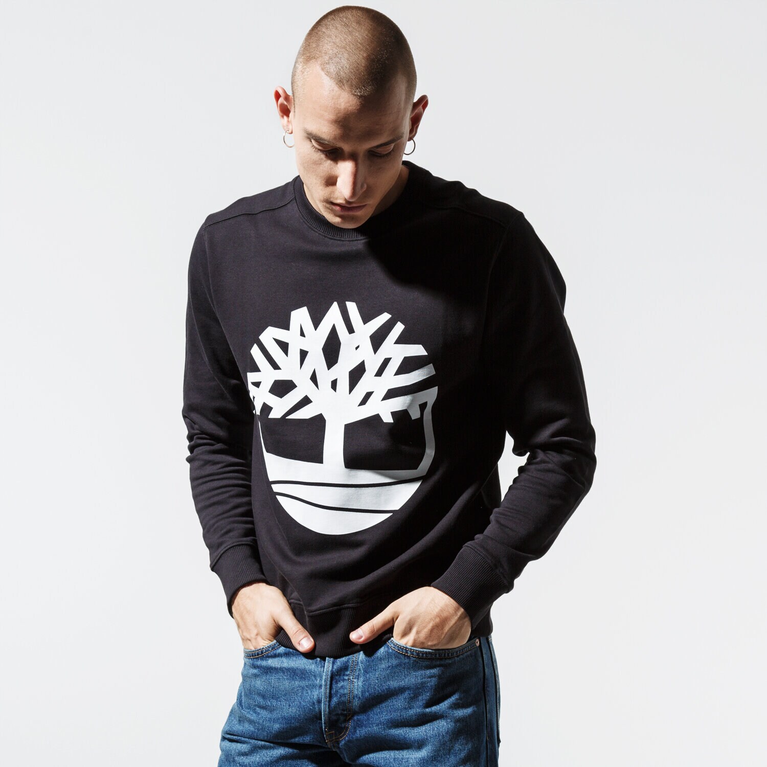 Bărbați bluză TIMBERLAND BLUZĂ CORE TREE LOGO CREW SWEAT TB0A1ZKC0011 Negru