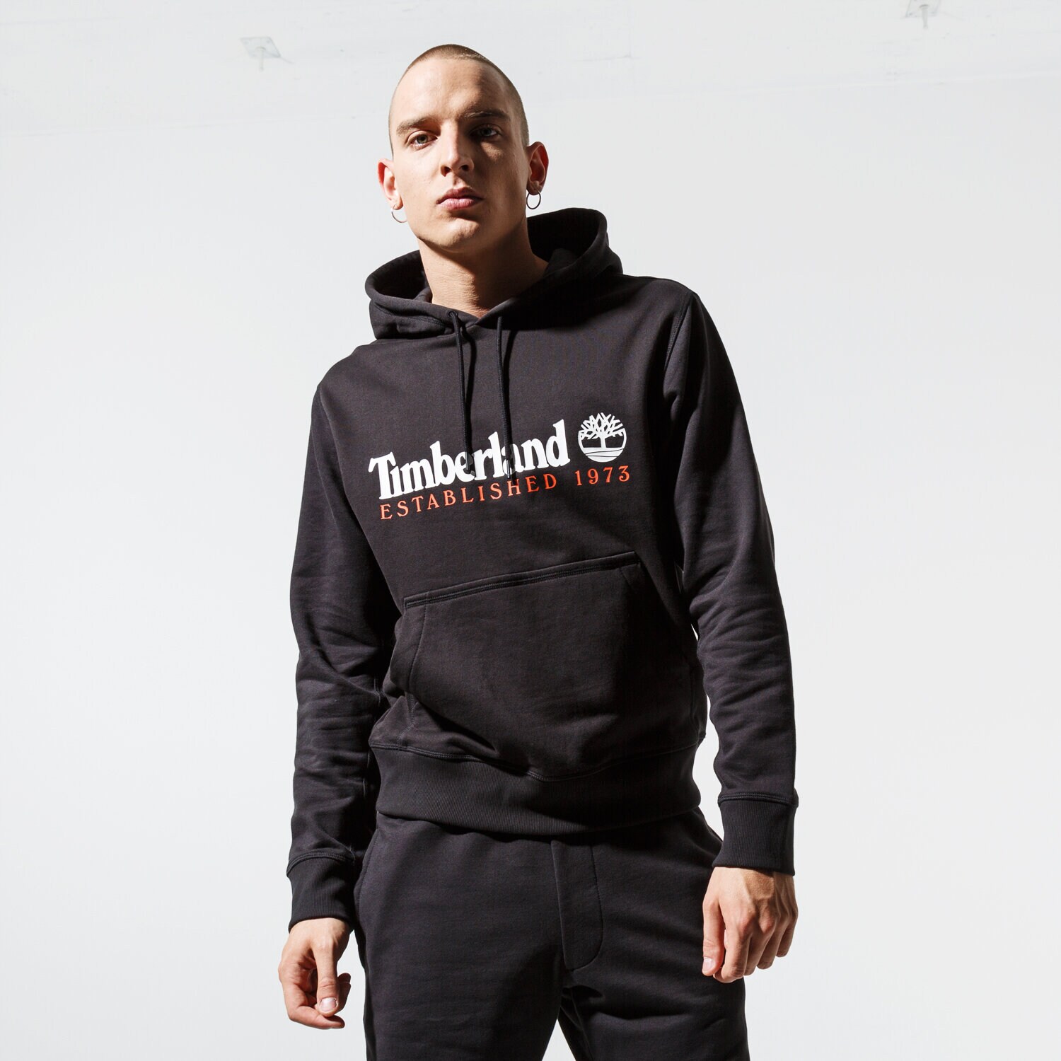 Bărbați bluză TIMBERLAND BLUZĂ ESSENTIAL ESTABLISHED 1973 TB0A1Y2D0011 Negru