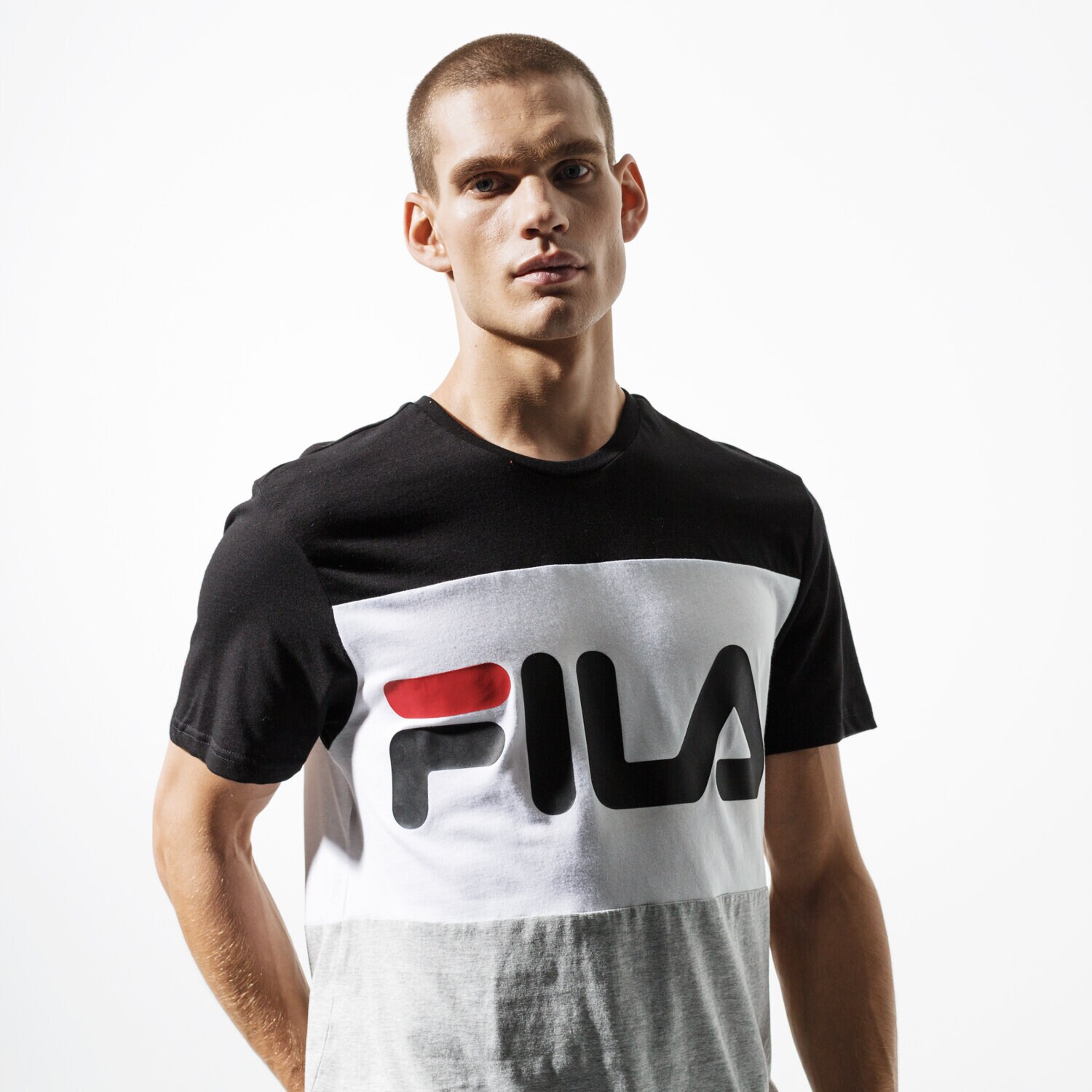 Bărbați tricou FILA TRICOU SS DAY TEE 681244I85 Gri