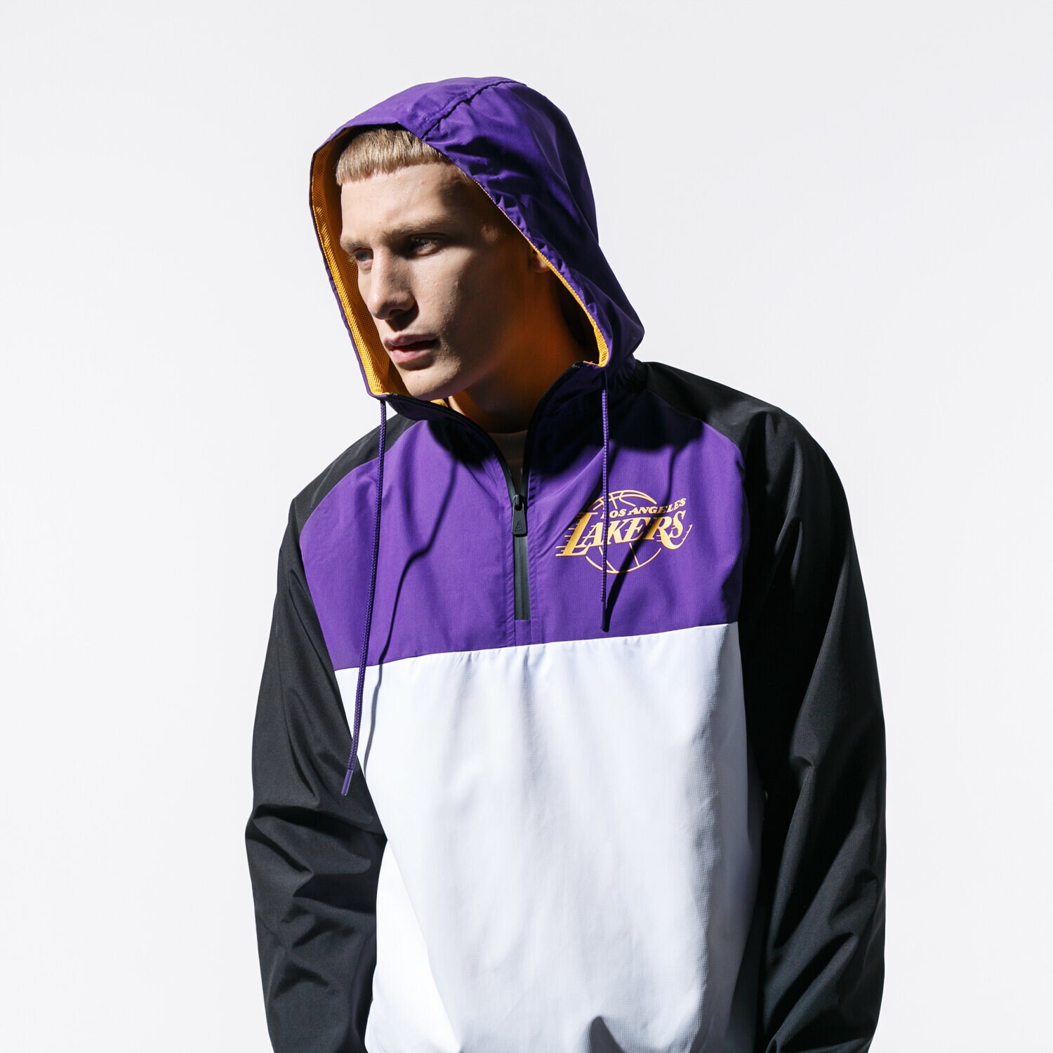 Bărbați eacă de iarnă NEW ERA JACHETĂ NBA HOODED WINDBREAKER LOSLAK WHIBLKTRP 12033458 Roșu