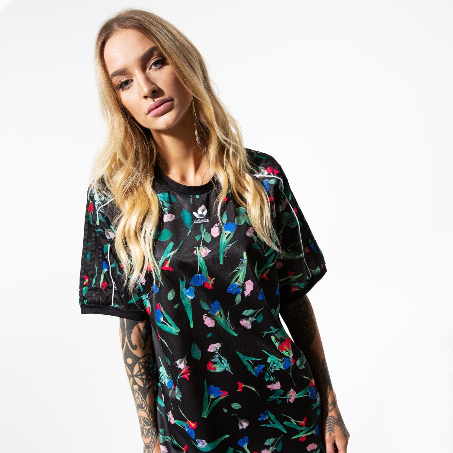 Femei rochii și fuste ADIDAS ROCHIE TEE TRENINGS EC1872 Mulicolor