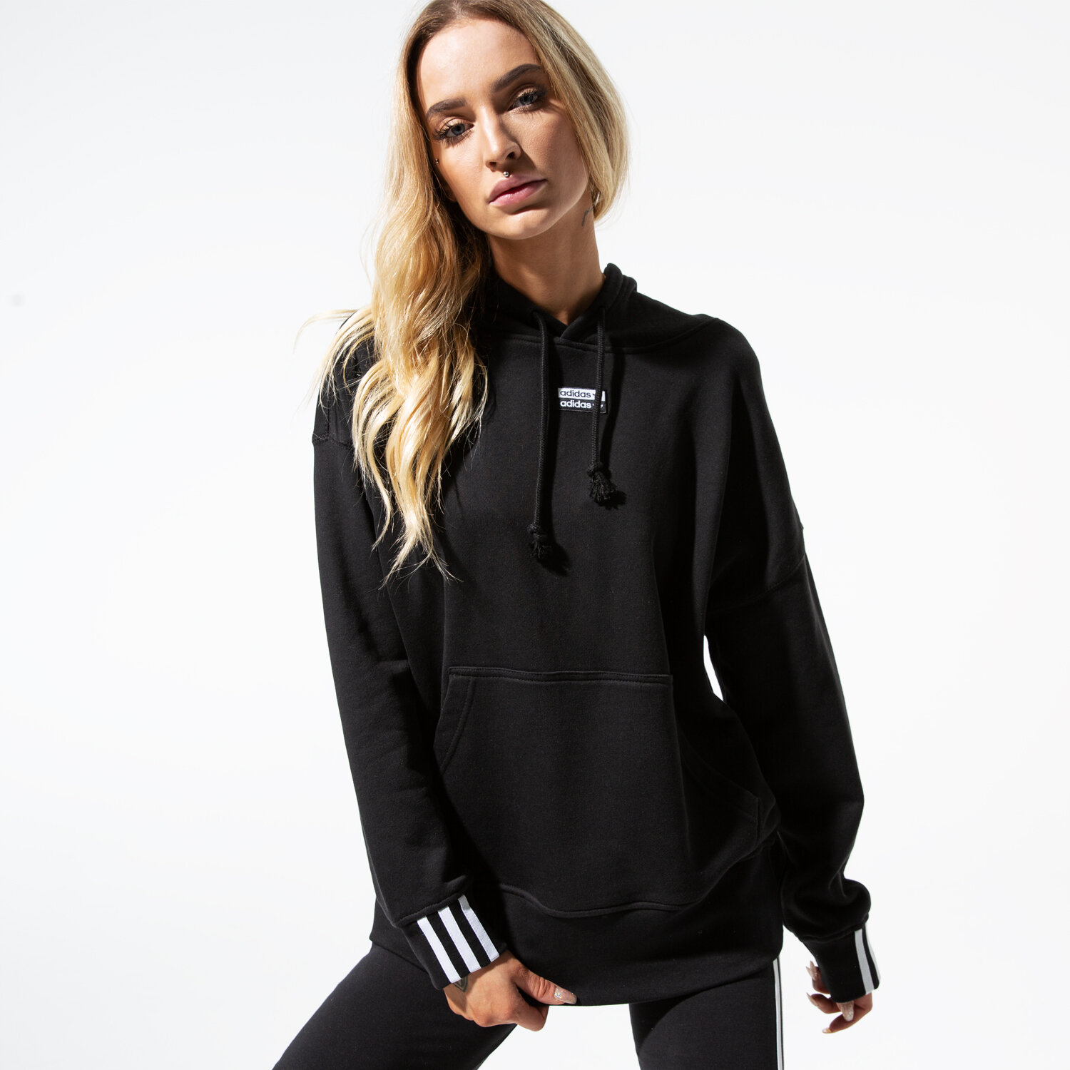 Femei bluză ADIDAS BLUZĂ VOCAL HOODIE ED5848 Negru