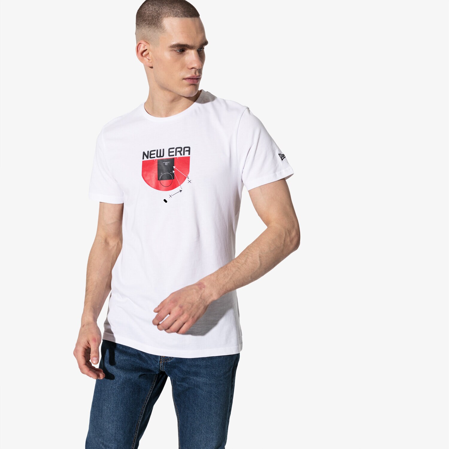 Bărbați tricou NEW ERA TRICOU SS NE BASKETBALL TACTIC 12052223 Alb