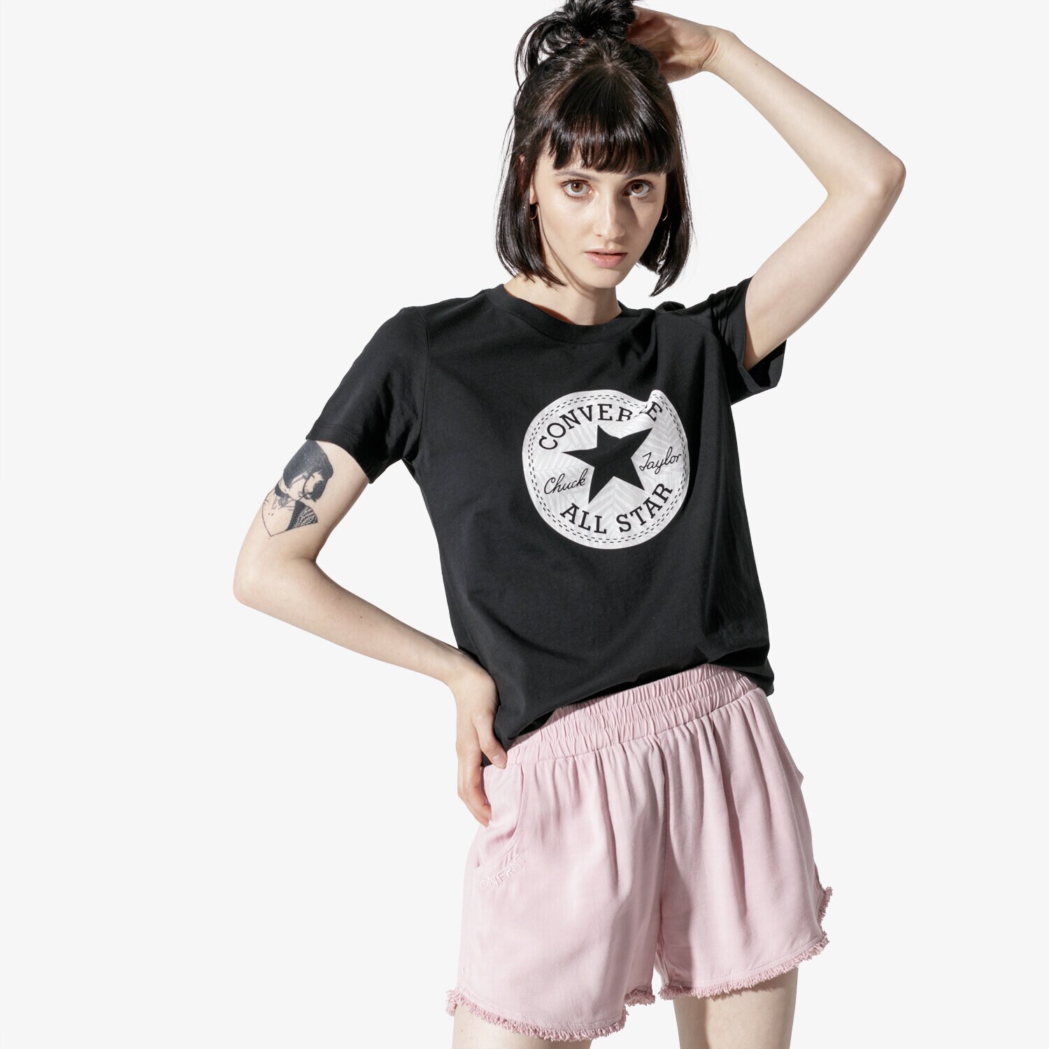 Femei tricou CONVERSE TRICOU SS SEASONAL CHUCK PATCH PALM FILL TEE 10017791-A01 Negru