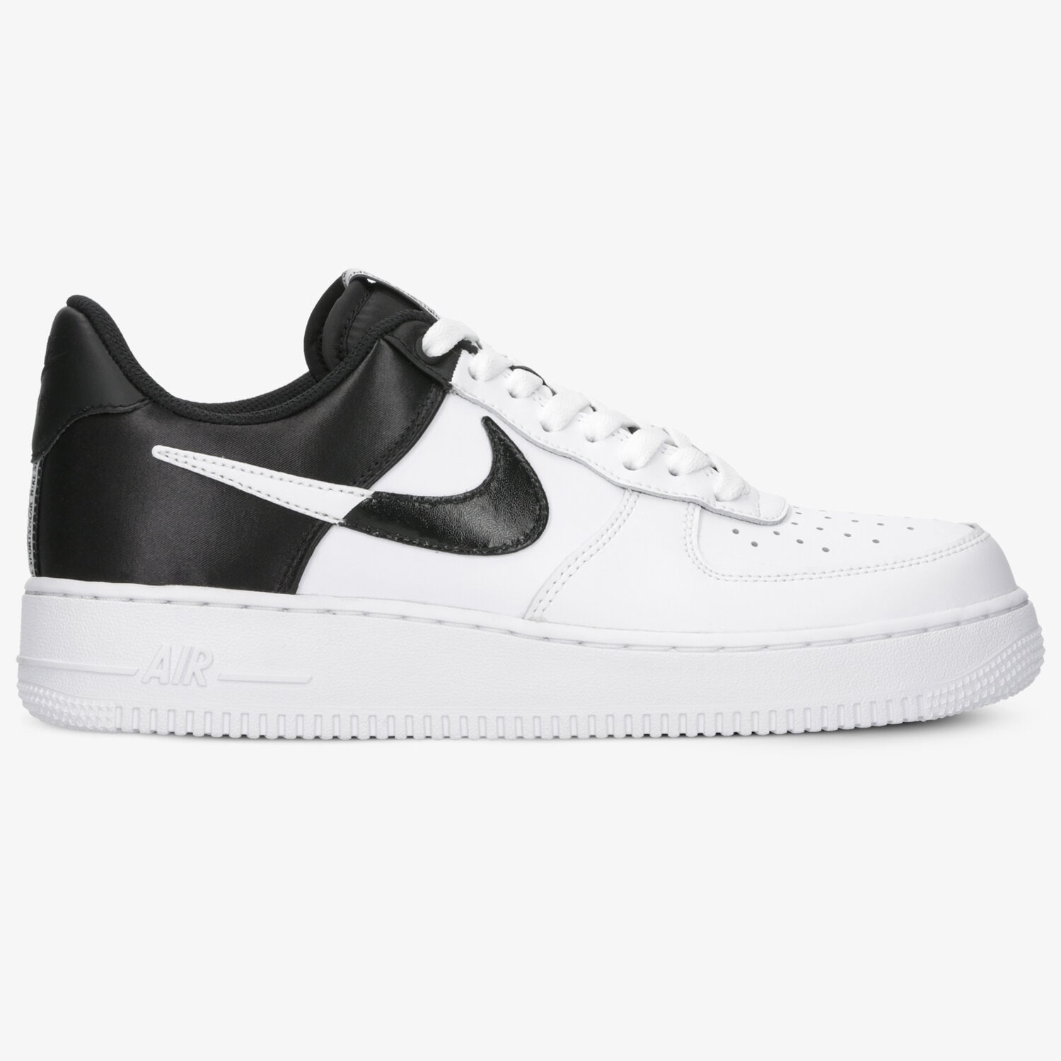 Barbați pantofi sport NIKE AIR FORCE 1 '07 LV8 1 BQ4420100 Alb