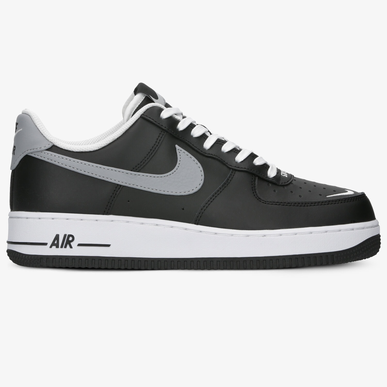 Barbați pantofi sport NIKE AIR FORCE 1 '07 LV8 4 CJ8731-001 Negru