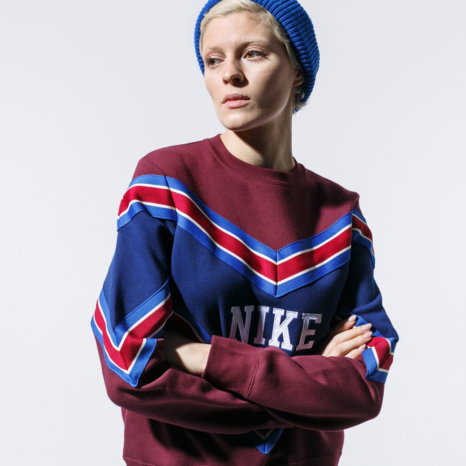 Femei bluză NIKE BLUZĂ W NSW NSP CREW FLC BV2920-681 Bordo
