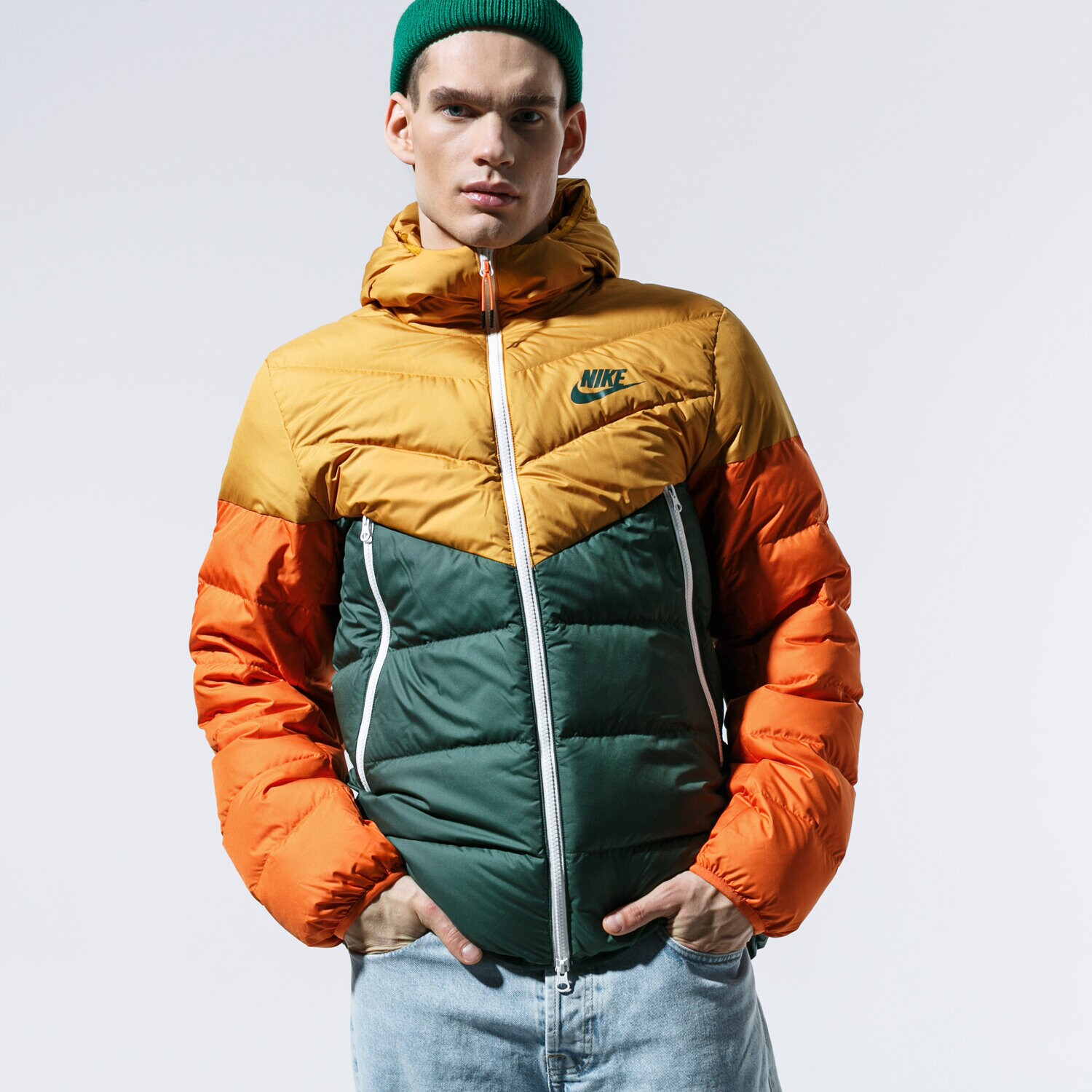 Bărbați eacă de iarnă NIKE JACHETĂ NIKE SPORTSWEAR WINDRUNNER 928833-727 Mulicolor