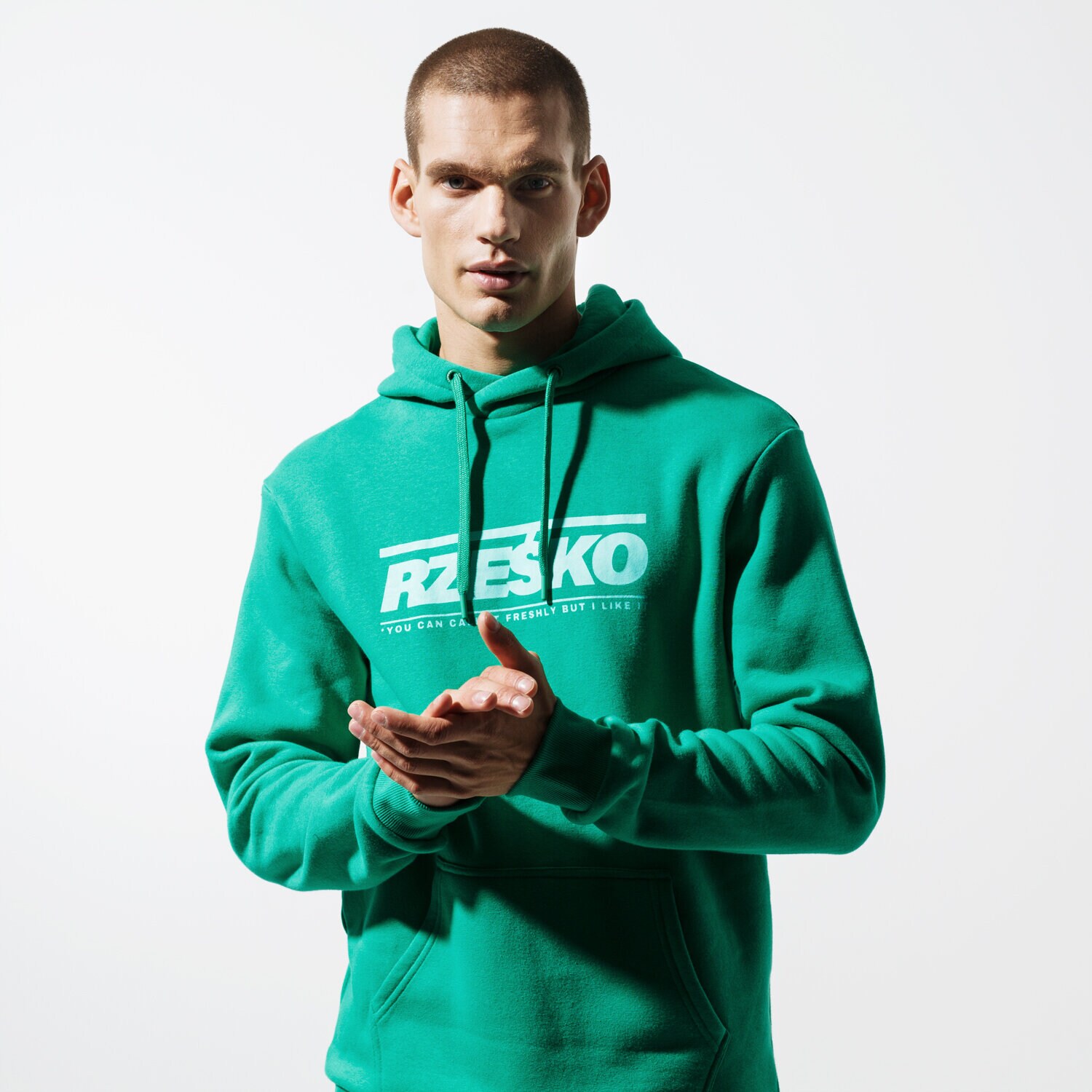 Bărbați bluză CONFRONT BLUZĂ SLOGAN GRN SWEATSHIRT CF39BLM32002 Verde
