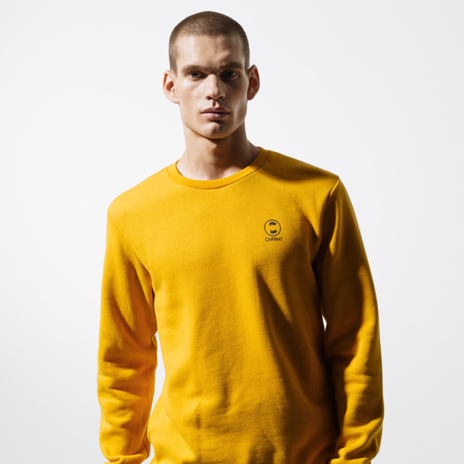 Bărbați bluză CONFRONT BLUZĂ ESSENTIAL YLW SWEATSHIRT CF39BLM39001 Galben