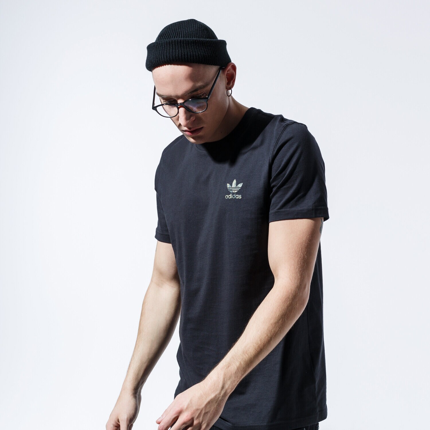 Bărbați tricou ADIDAS TRICOU CAMO ESS T FM3352 Negru