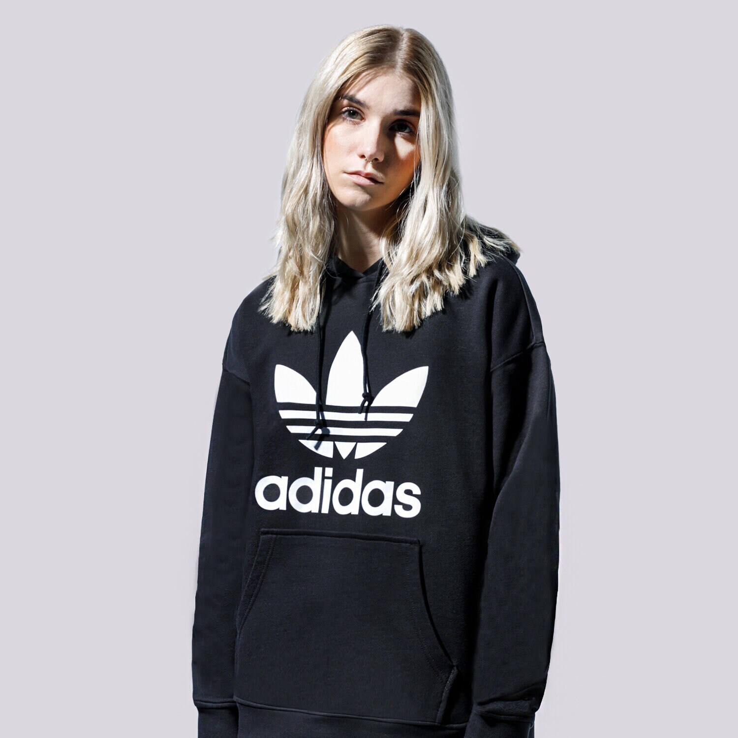 Femei bluză ADIDAS BLUZĂ CU GLUGĂ TRF HOODIE FM3307 Negru