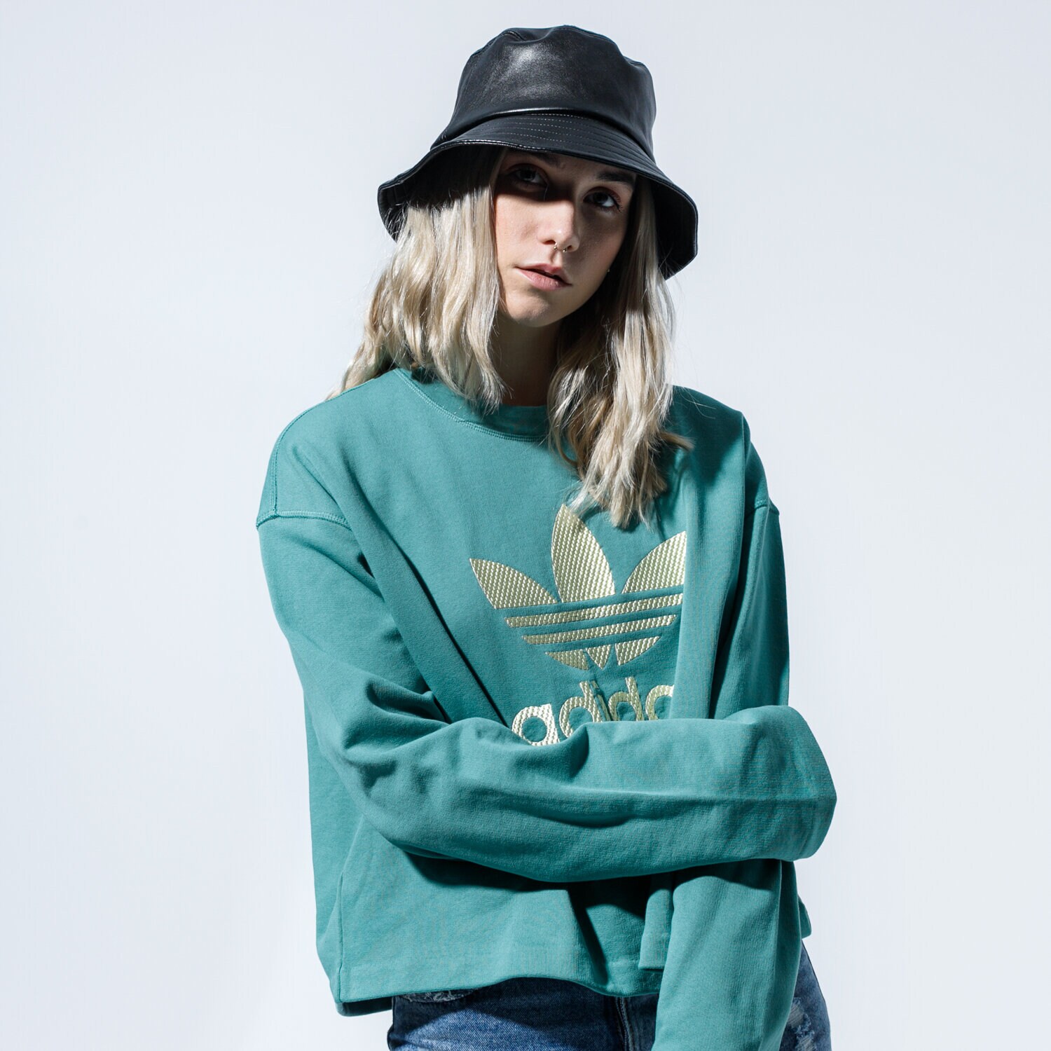 Femei bluză ADIDAS BLUZĂ LG CREW FM2626 Verde