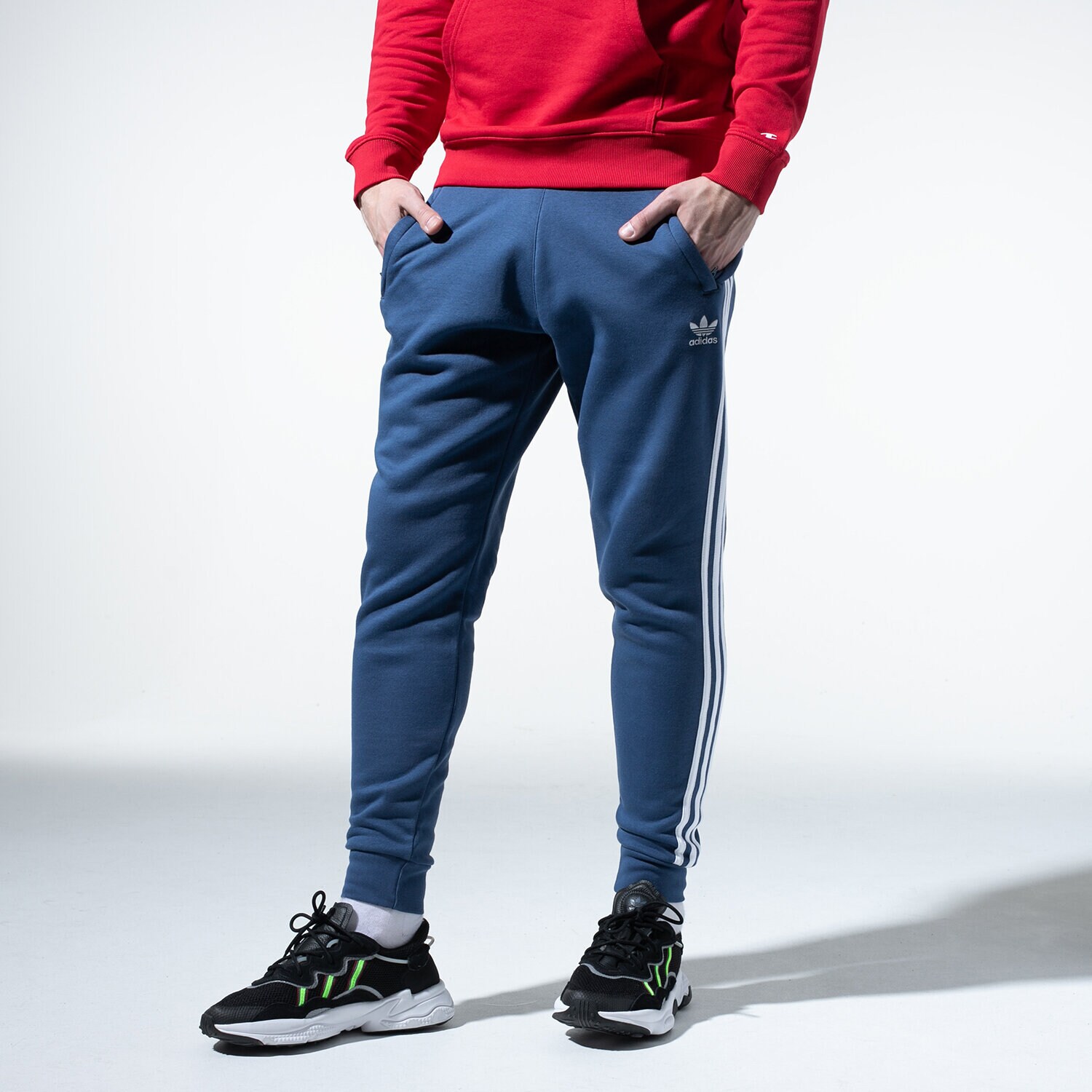 Bărbați pantaloni ADIDAS PANTALONI  3-STRIPES PANT FM3768 Bleumarin
