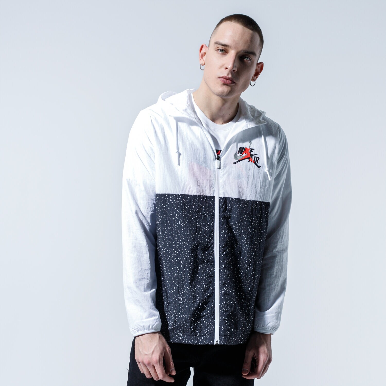 Bărbați jachetă JORDAN JACHETĂ M J JM CLSCS WINDWEAR JKT CT9368-100 Alb
