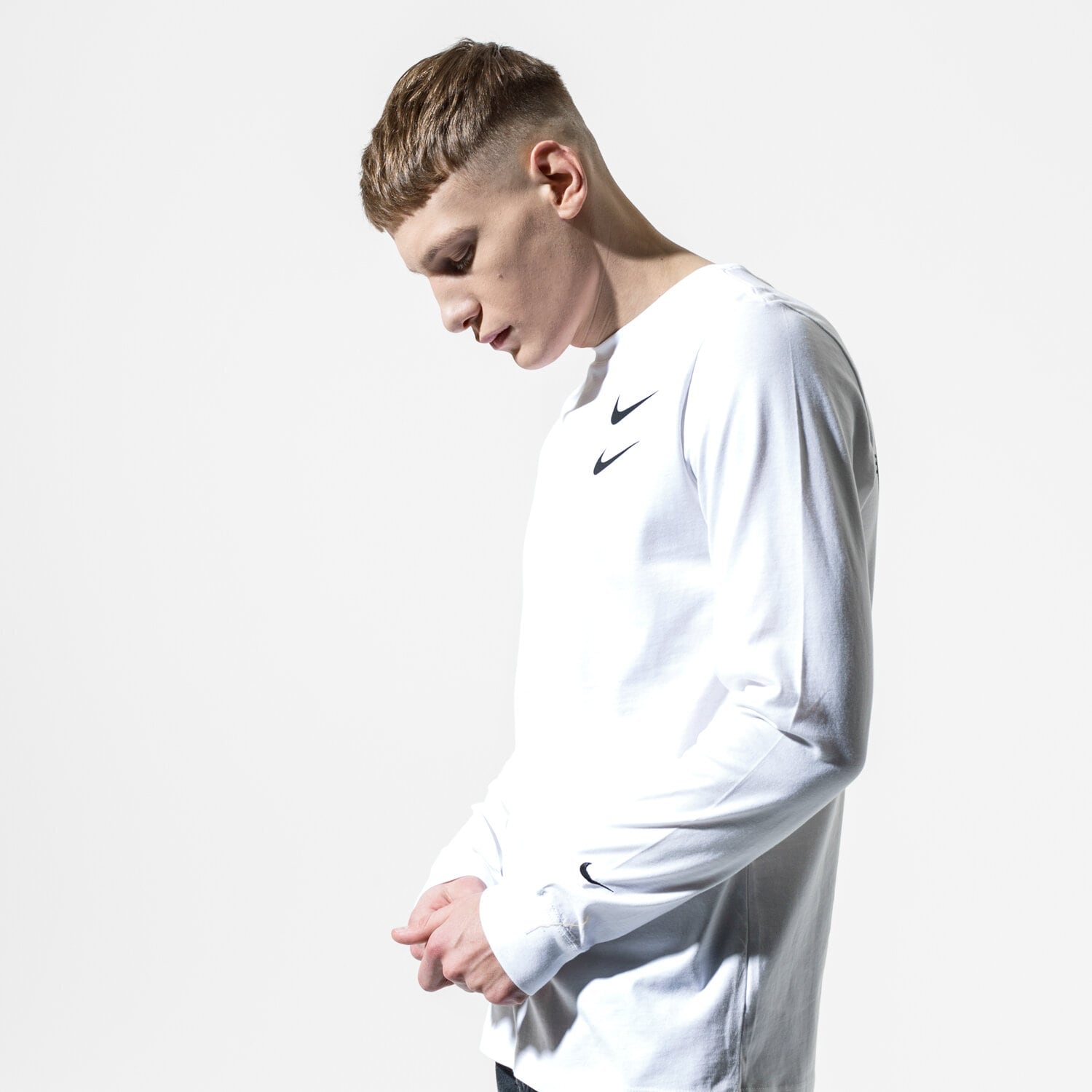 Bărbați tricou NIKE TRICOU SPORTSWEAR SWOOSH CK2259-100 Alb