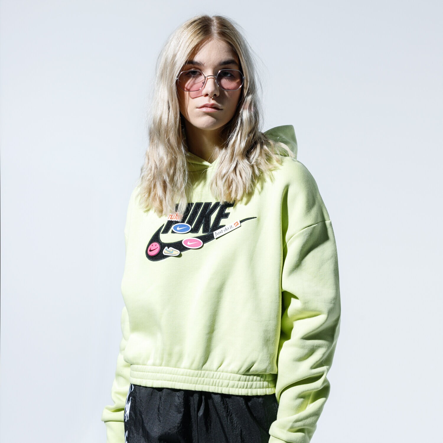 Femei bluză NIKE BLUZĂ CU GLUGĂ W NSW ICN CLSH CJ2034-367 Verde