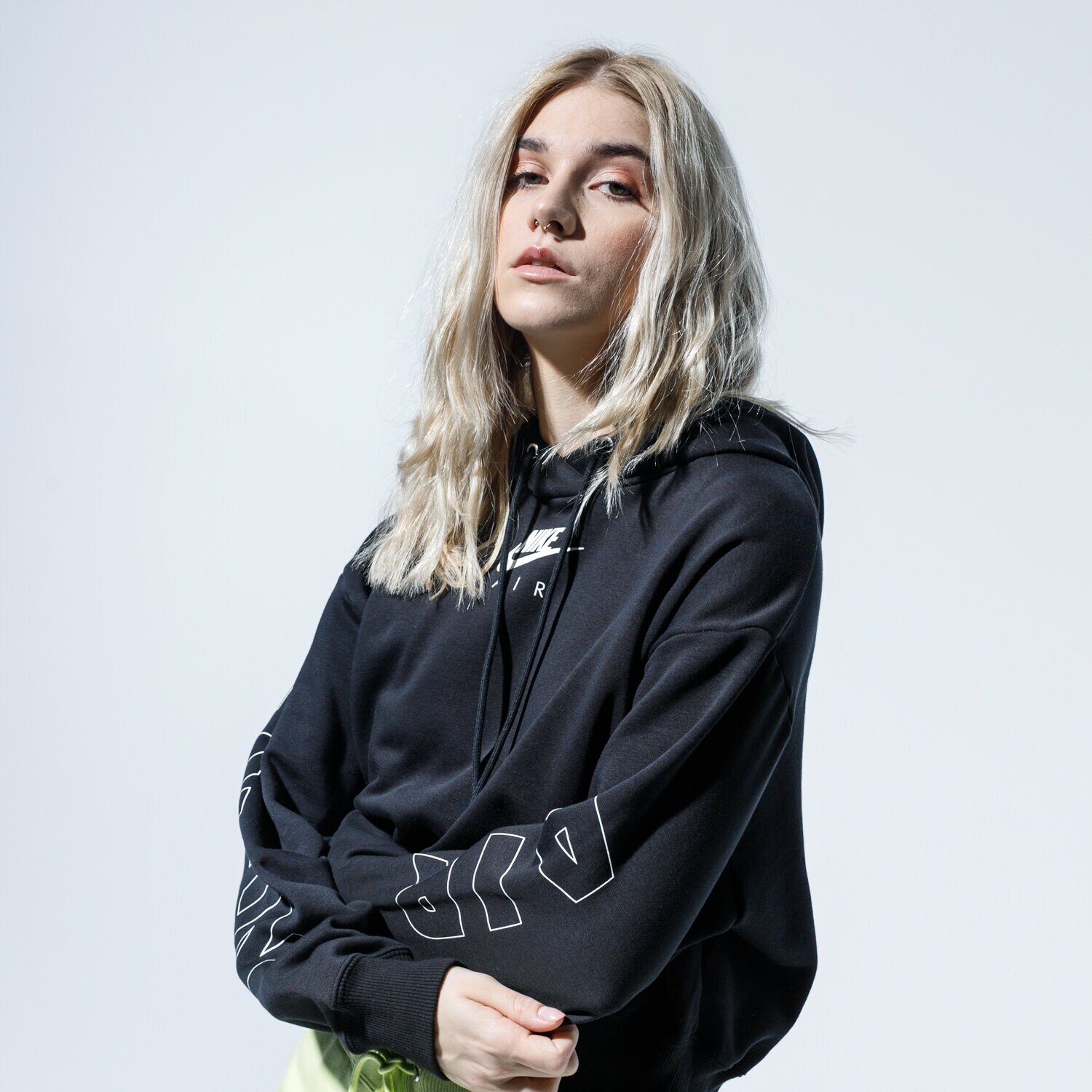 Femei bluză NIKE BLUZĂ CU GLUGĂ W NSW AIR HOODIE FLC BB CJ3082-010 Negru