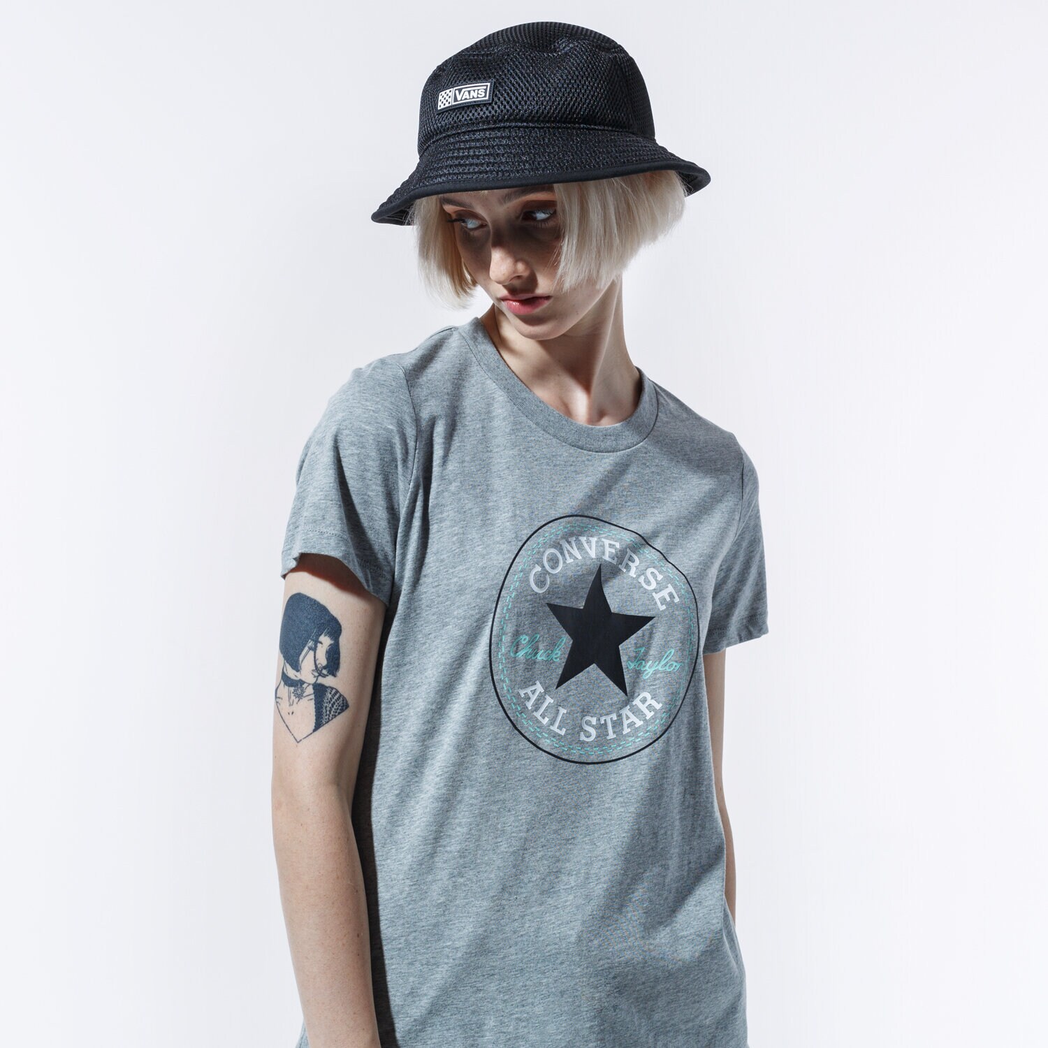 Femei tricou CONVERSE TRICOU CHUCK PATCH NOVA TEE 10017759-A10 Gri
