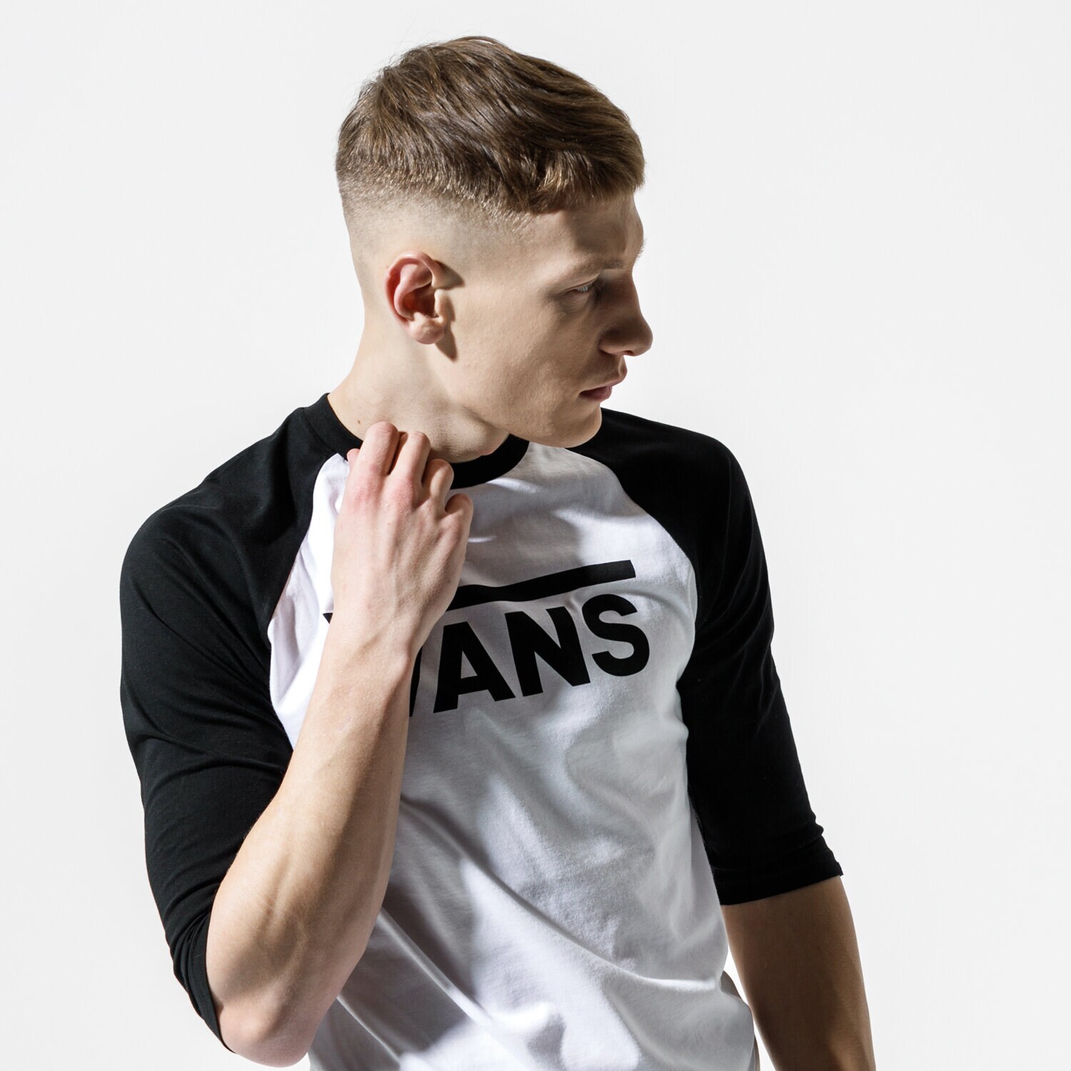 Bărbați tricou VANS TRICOU MN VANS CLASSIC RAGLAN WHITE/BLACK VN0002QQYB21 Alb