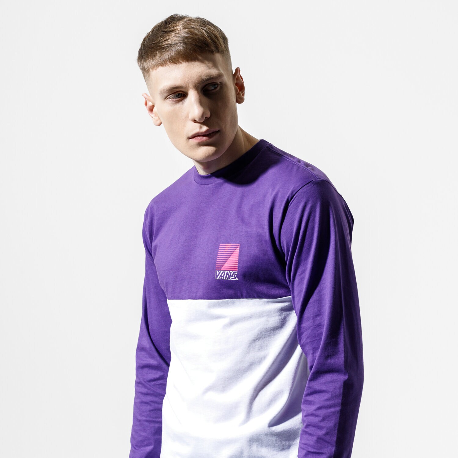 Bărbați tricou VANS TRICOU MN RETRO SPORT COLORBLOCK LS WHITE/HELIOTROPE VN0A49QHYIG1 Violet